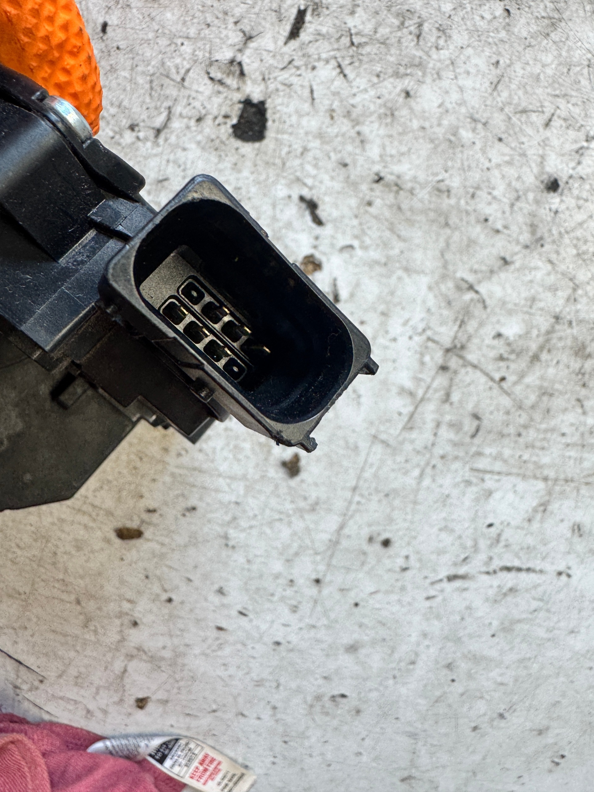 OPEL CORSA E lock door left front 13431841 NH 6 PIN EUROPA