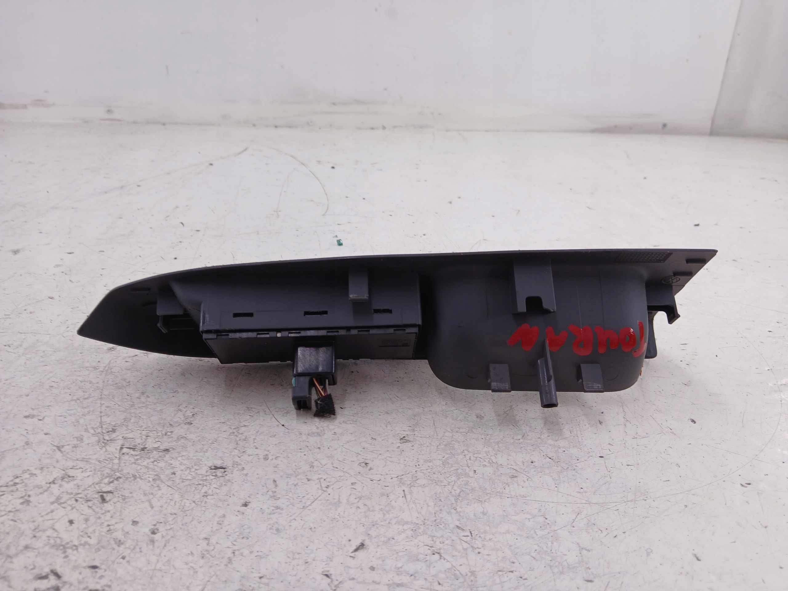 SEAT LEON II mini motor of the window left front 1K4959857B