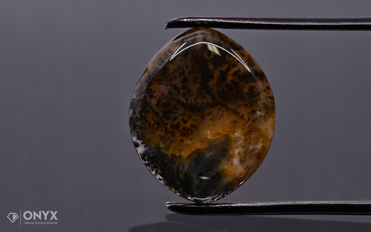 Dendritový achát z Kazachstánu mělká markýza 19x16