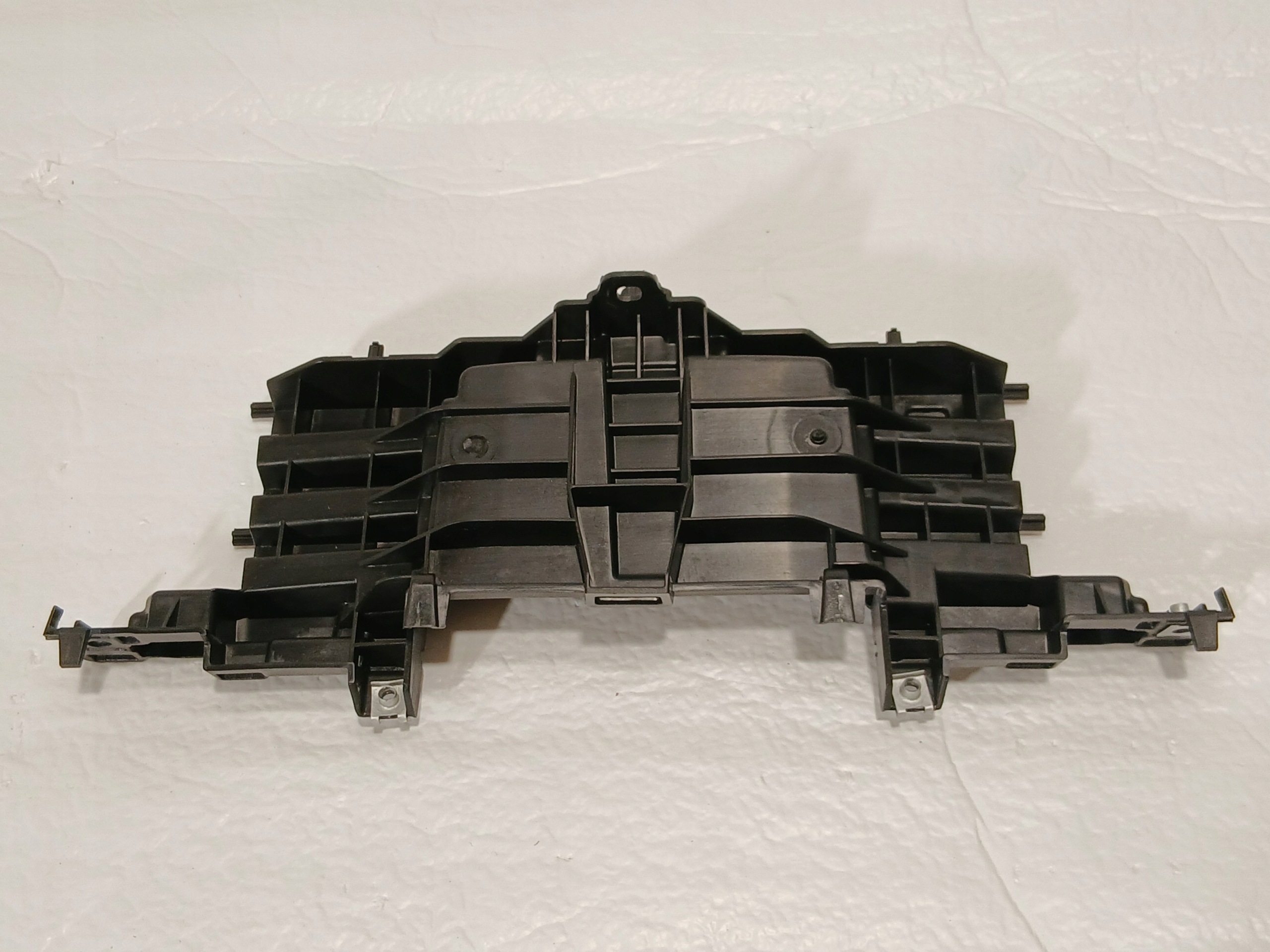 AUDI A4 B9 LIFT Support Support plaque WYSWIETLACZA 8W1857735