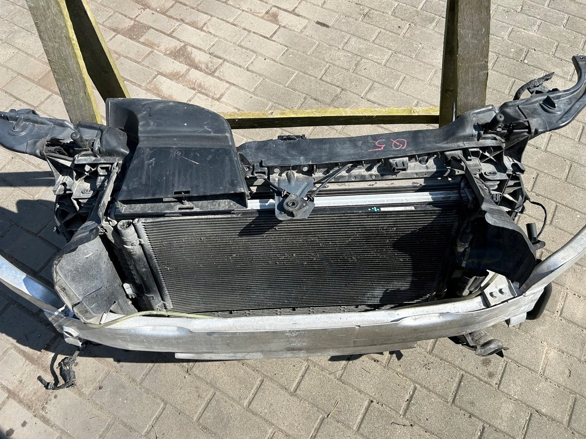 AUDI Q5 80A LIFT 2.0 TDI PAS PRZEDNI KOMPLET CHŁODNIC WZMOCNIENIE Typ samochodu Samochody osobowe