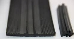 Uszczelka, uszczelki do poliwęglanu, samoprzylepna dolna SD13 - 5 cm Szerokość produktu 5 cm