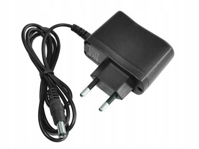 Zasilacz sieciowy 5V / 2A - 10W - wtyk DC 5/2.5mm