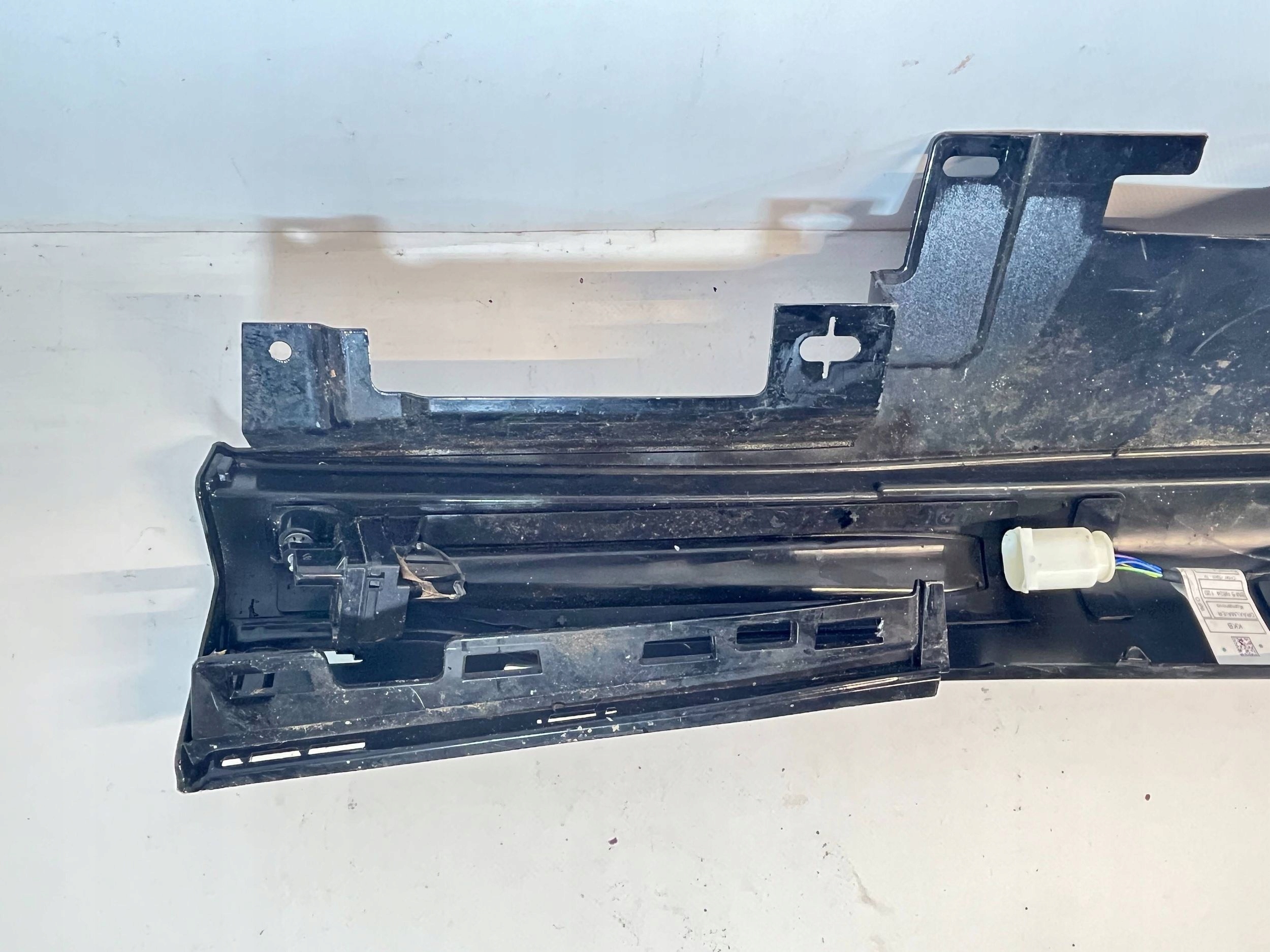 moulding threshold BMW 7 G70 8081563