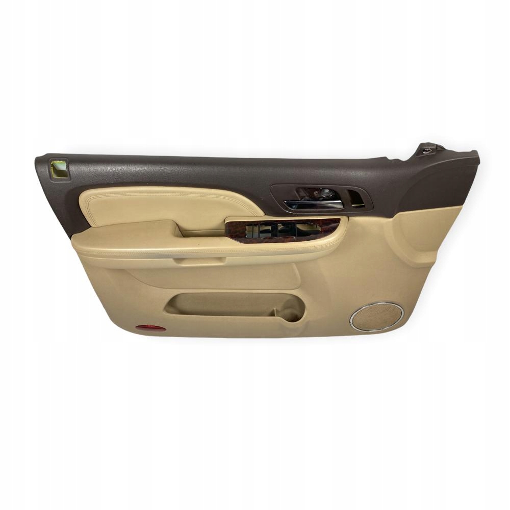 GMC YUKON 07-09R дверные карты передних