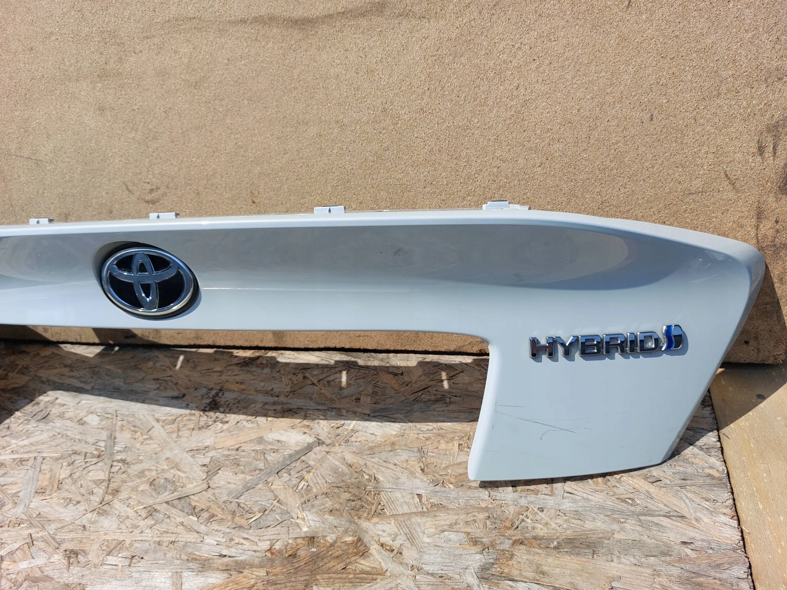 cap bonnet 76811-F4010 Toyota CHR