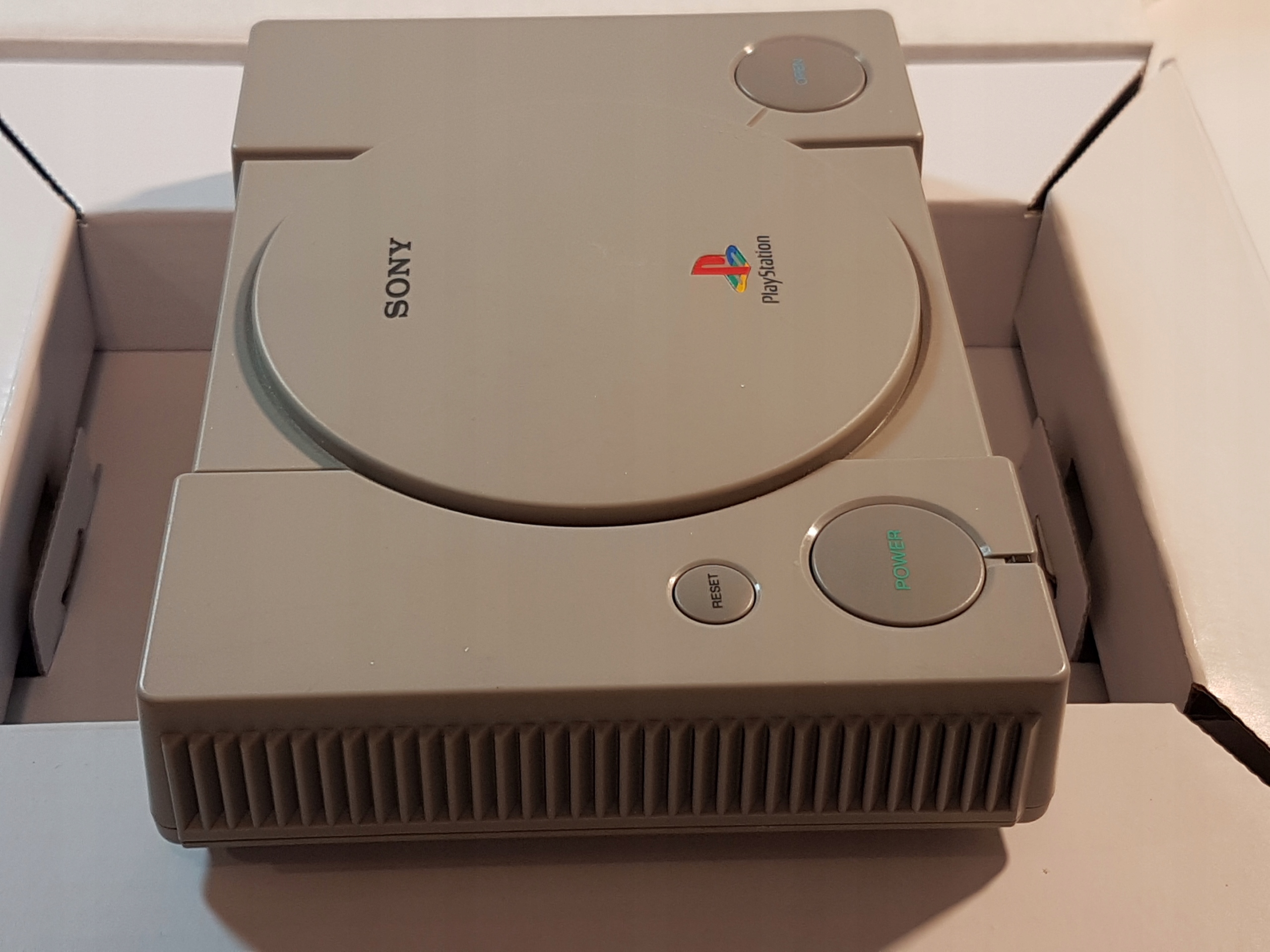 KONSOLA SONY PSX PLAYSTATION CLASSIC MINI + 2 PADY + 20 GIER Wersja konsoli Classic