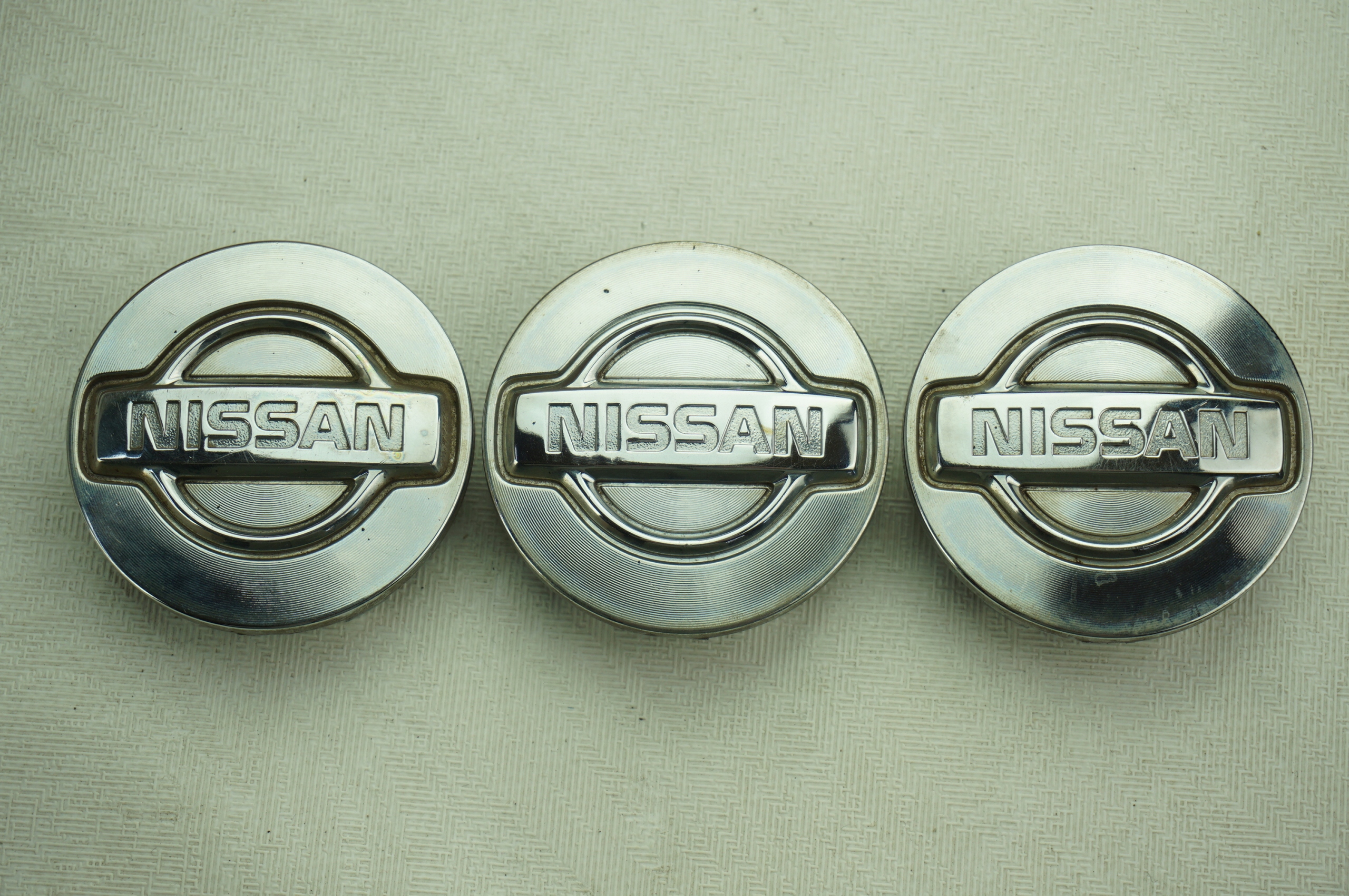 DEKIELEK KAPSEL NISSAN MAXIMA 403435P210