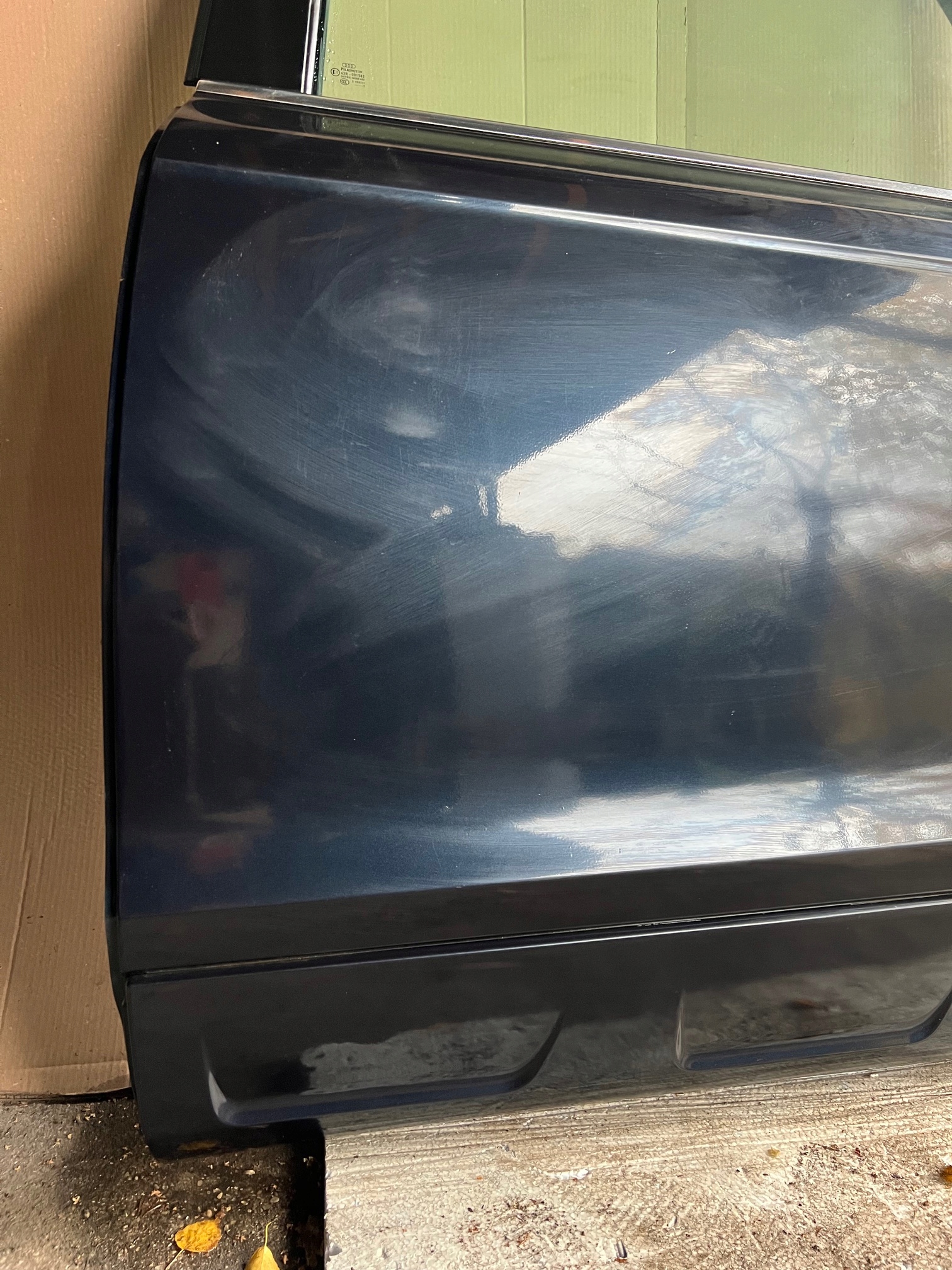 AUDI Q7 4L door left rear part left rear. LZ5Q