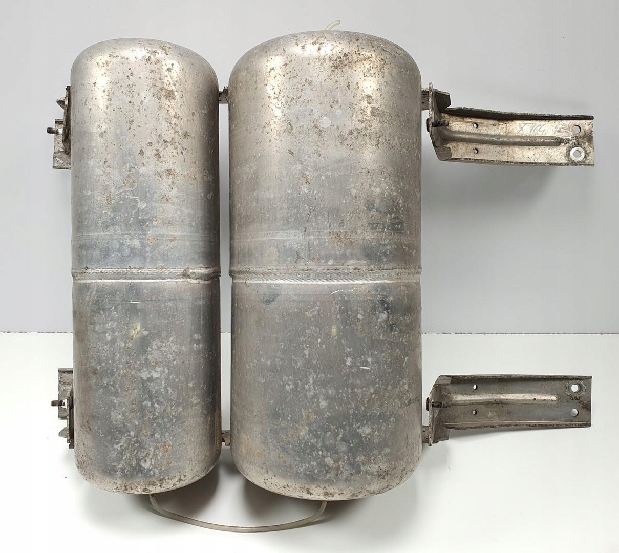 A1643200315 - Повітряний бак 4MATIC MERCEDES GL X164