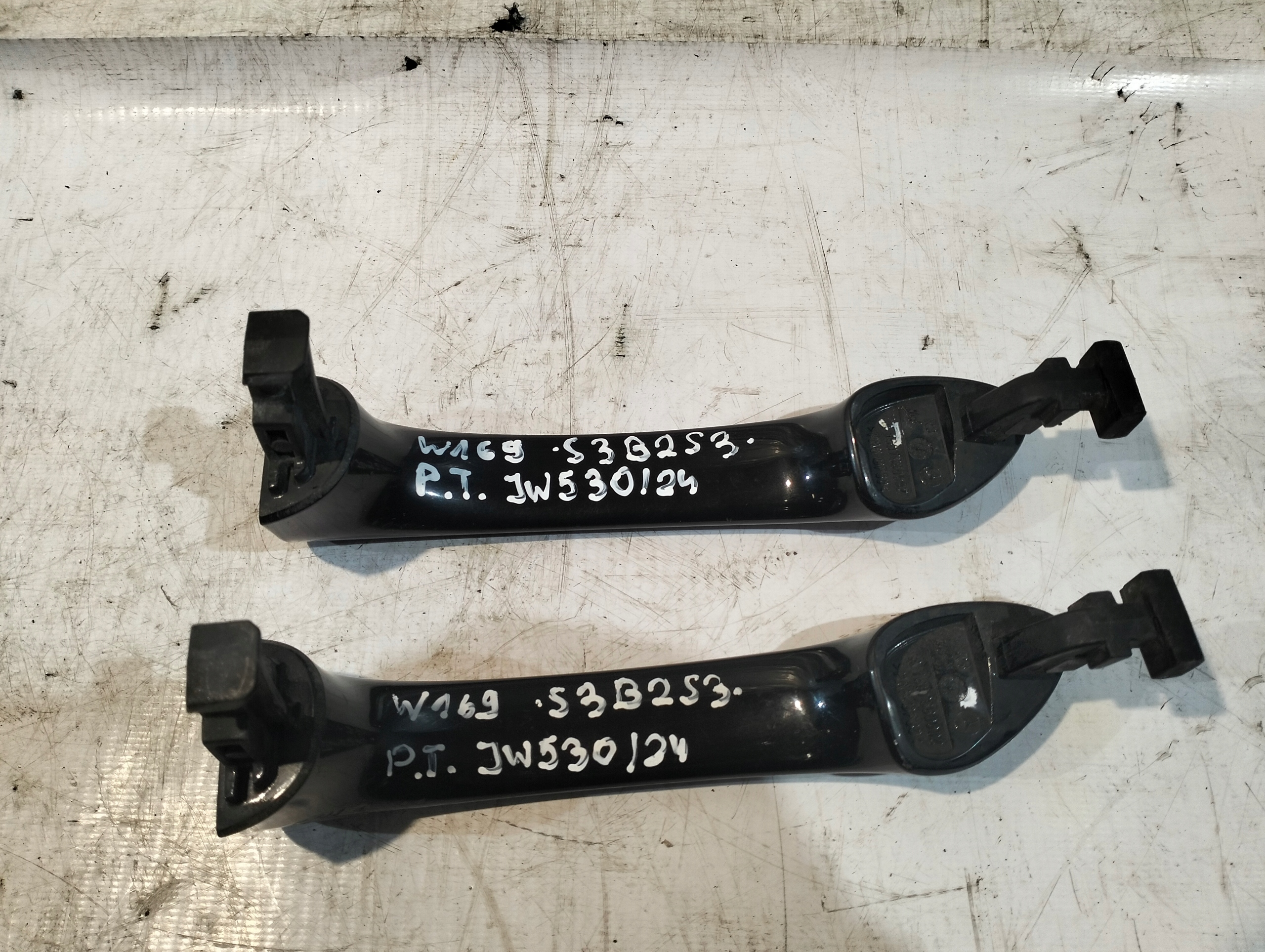 MERCEDES W169 handle exterior right rear part