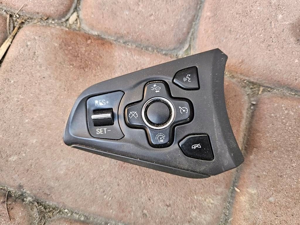 Bouton Commandes Volant multifunkcji Opel Astra K 34224038