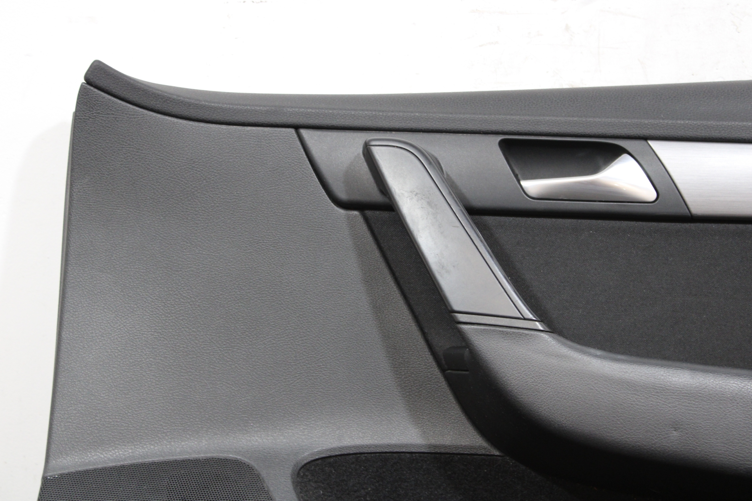 upholstery side door right front VW PASSAT B7 3AA