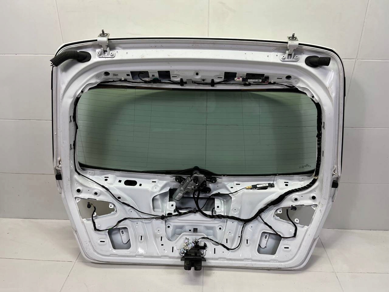 rear trunk door boot Audi A3 8V 2015