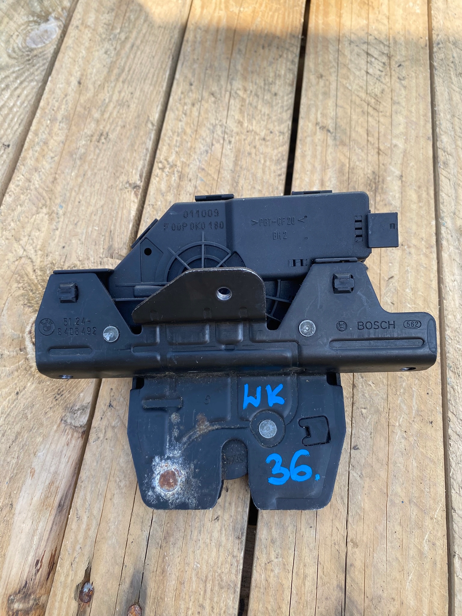 lock bonnet boot BMW x5 E53 8408492