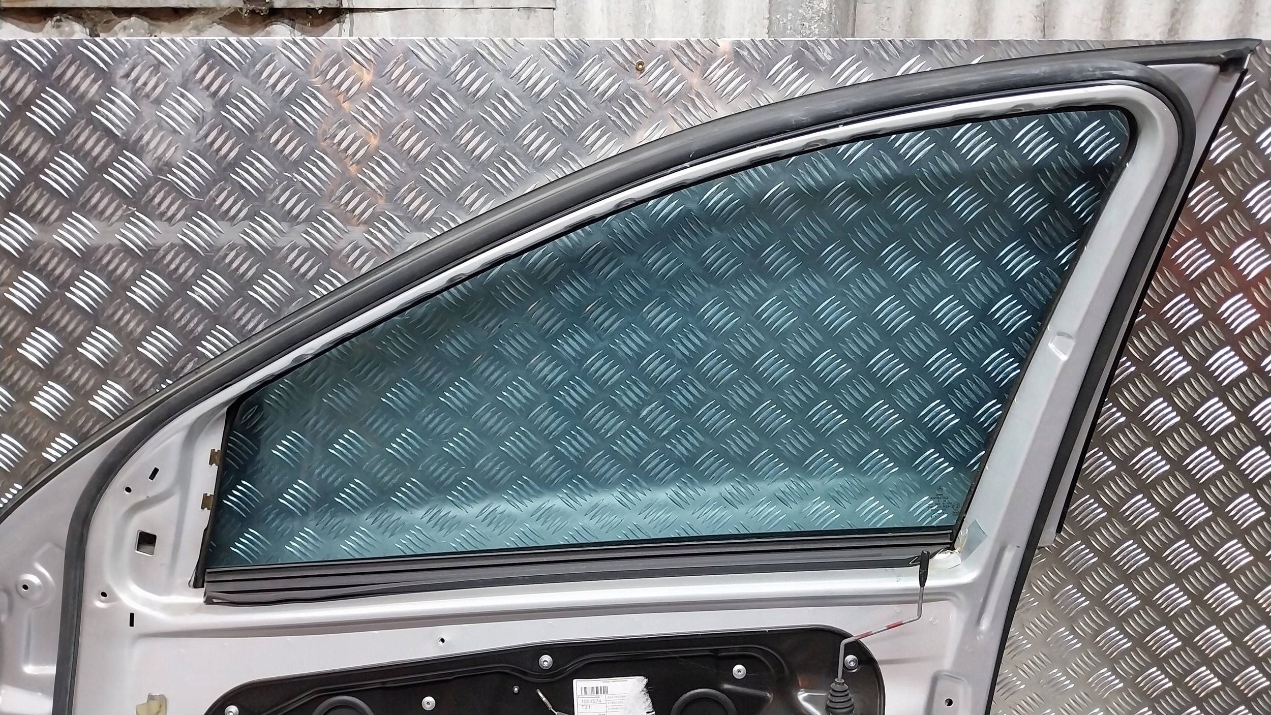 door front right MERCEDES R-KLASA W251 05