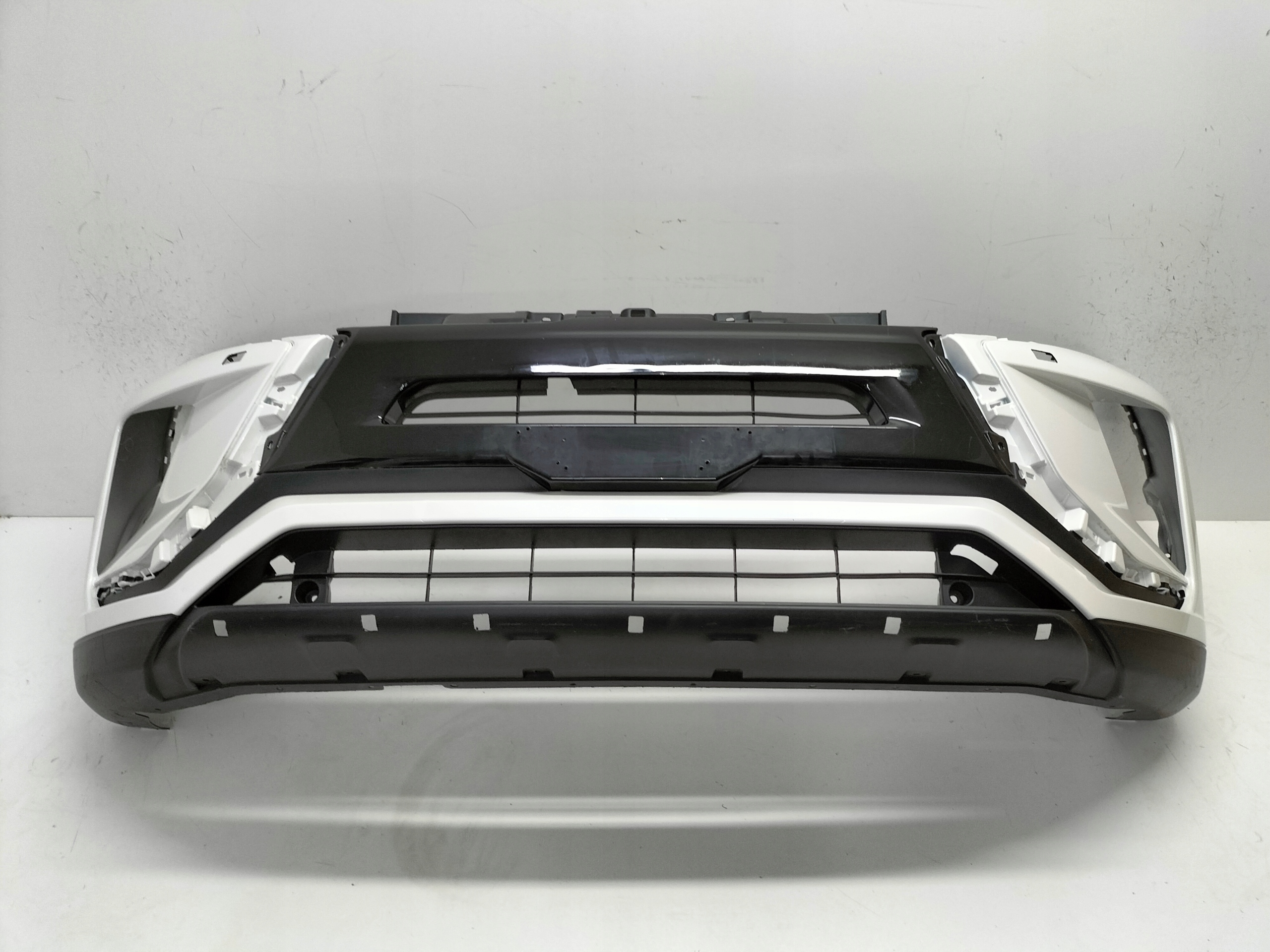 front bumper front MITSUBISHI ECLIPSE CROSS 18-21