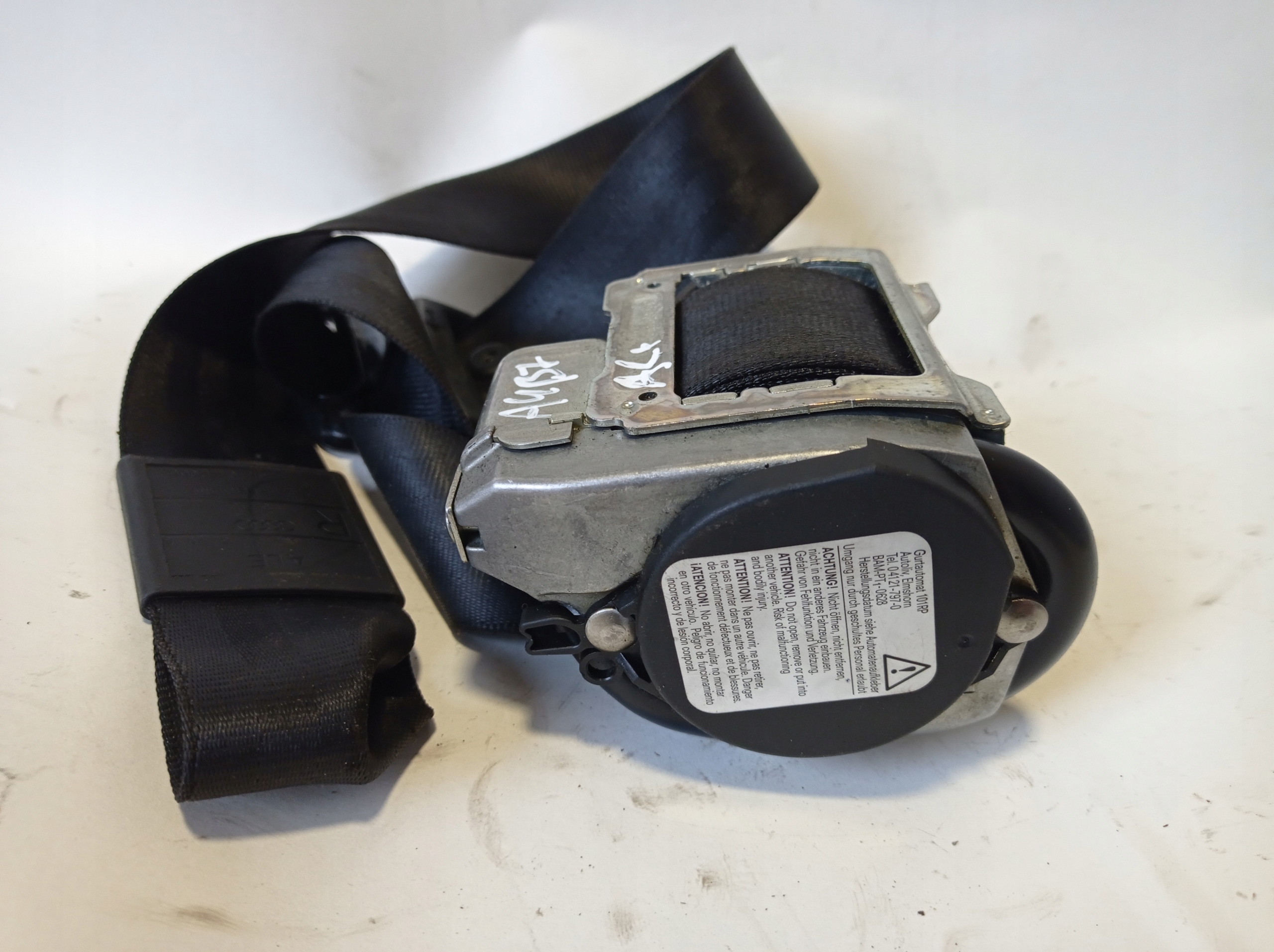 ремень безопасности Audi A4 B7 кабриолет