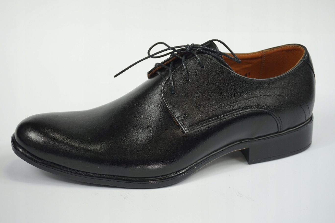 PÓŁBUTY WIZYTOWE, SŁUŻBOWE GREGOR 43 Nosek okrągły