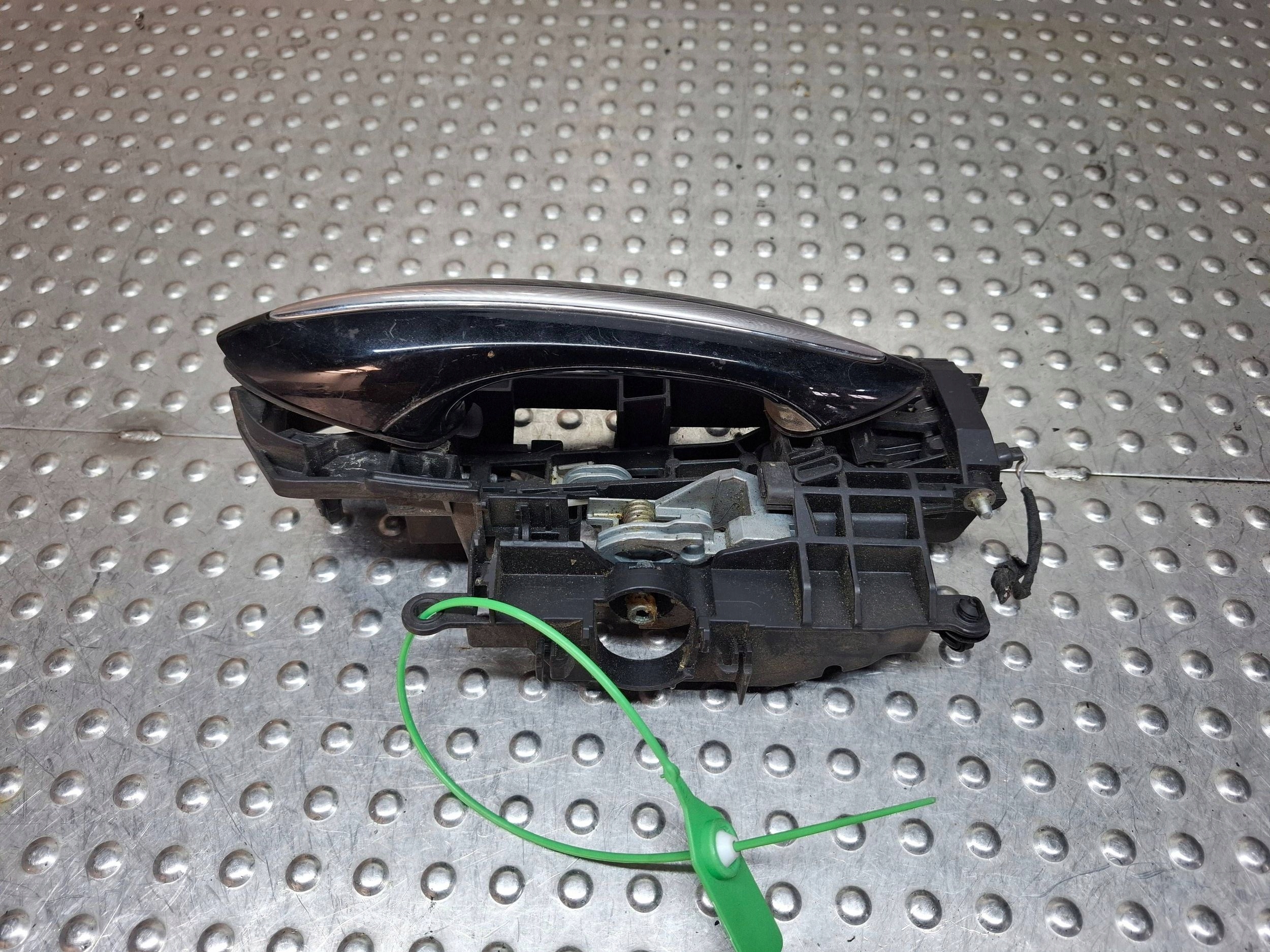 handle right front CHROM X4717565009 BMW F10 F11