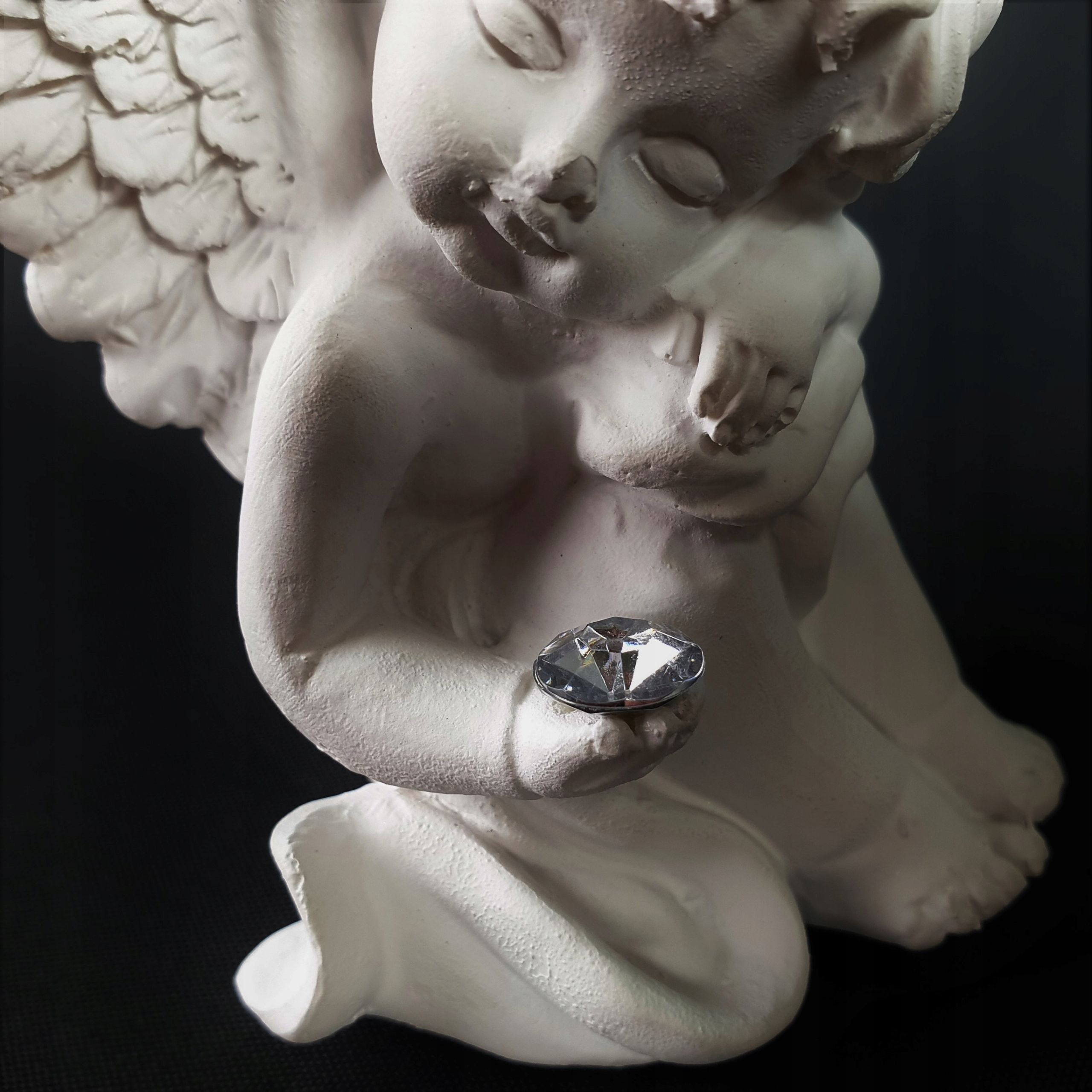 ANIOŁEK FIGURKA ANIOŁ ZNICZ OZDOBA GRÓB PREZENT BIAŁY 11,5 CM DEKORACJA Kolor biały inny