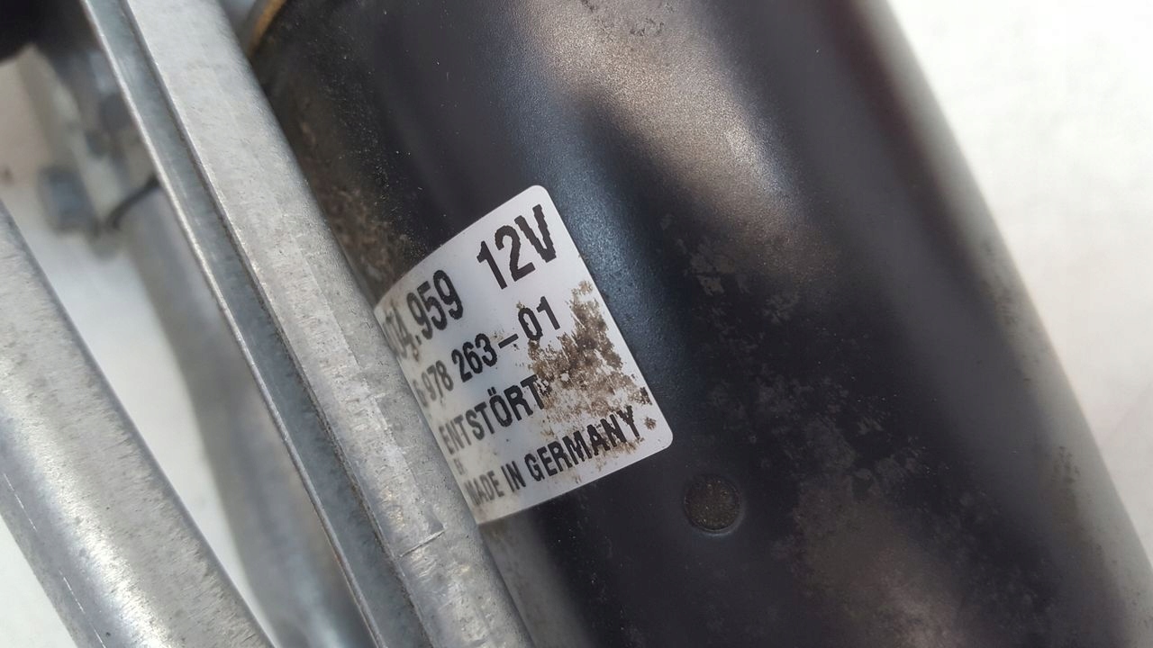 mechanismus stěračů BMW E91 2,0D