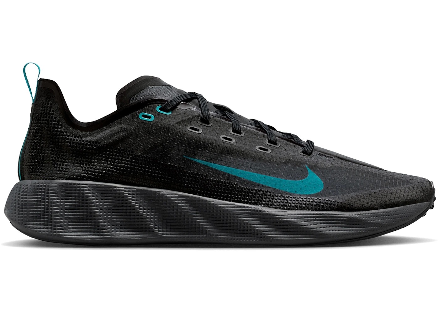 Nike Boty Ava X vel. 46 HM9697-006
