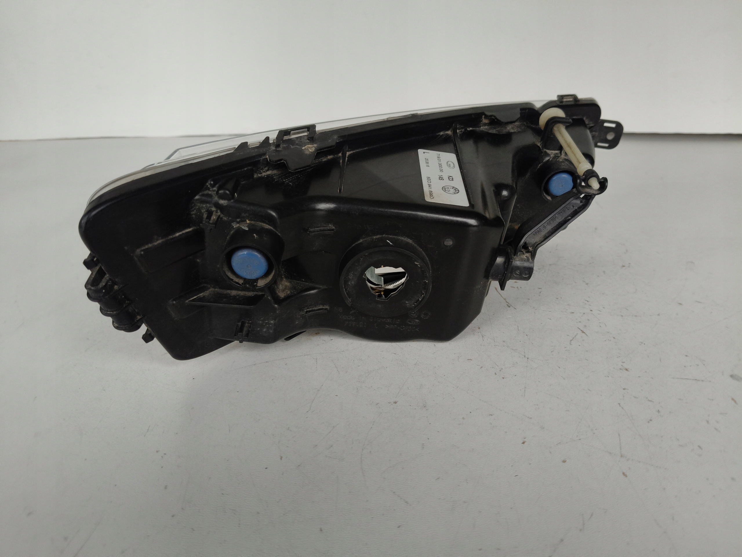 fog light left SKODA OCTAVIA III 3 5E 5E0 12-16