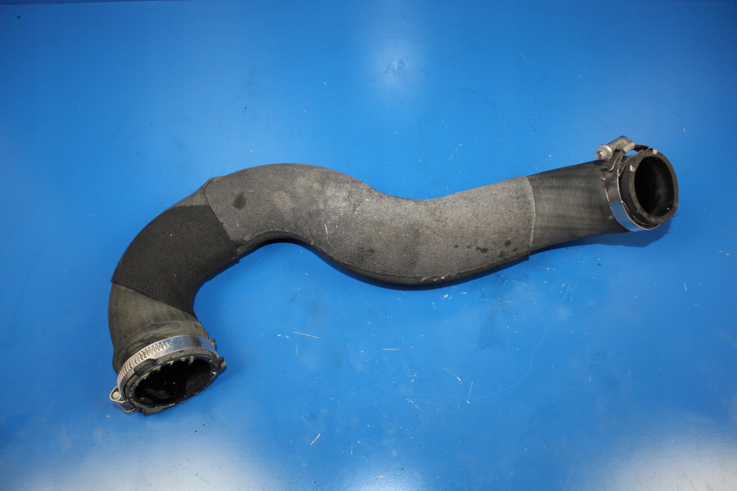 AUDI A5 8T A4 B8 TT 2.0 TFSI WĄŻ PRZEWÓD WODY