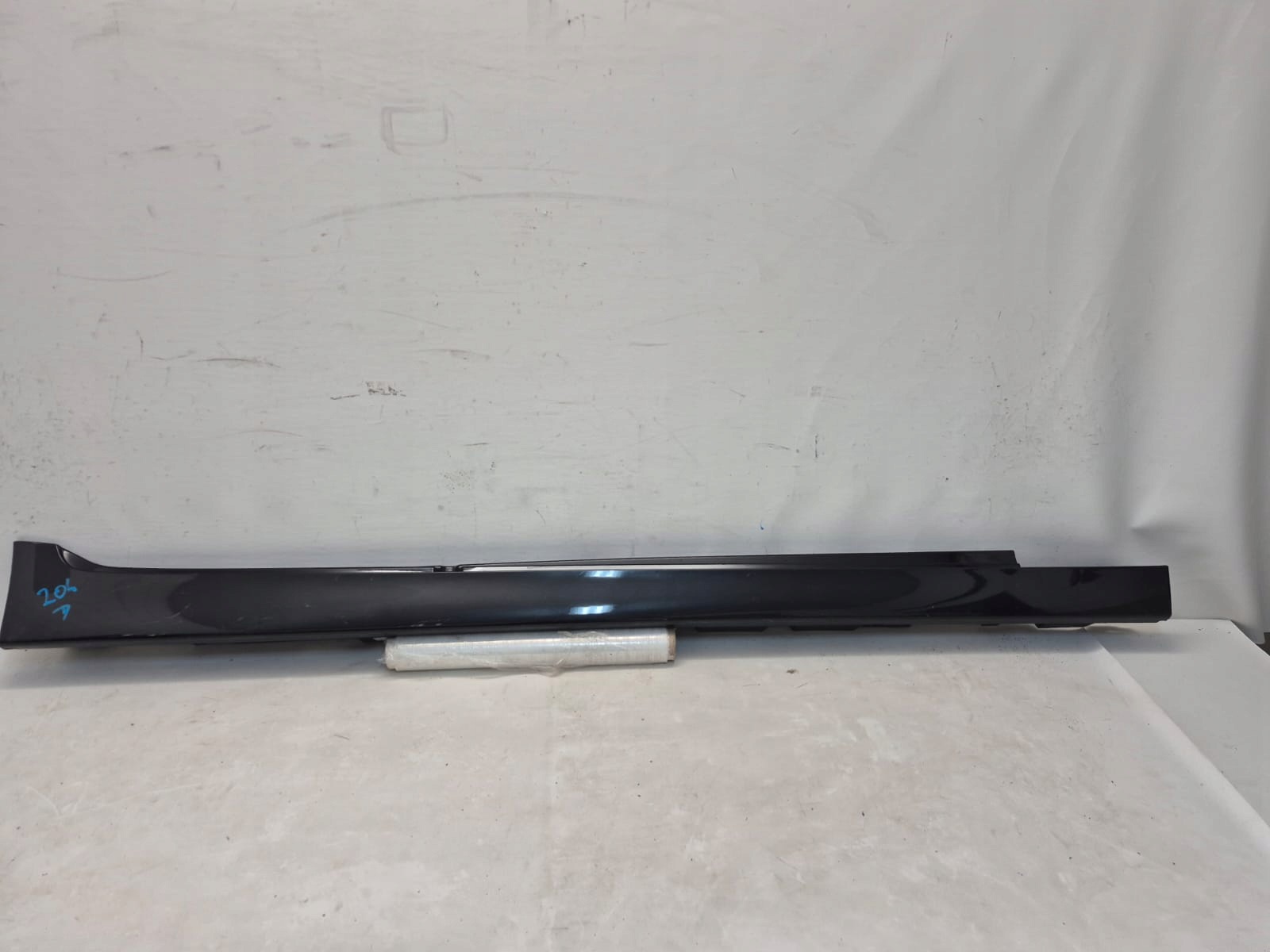 BMW 5 F10 F11 threshold right moulding threshold right 7184774