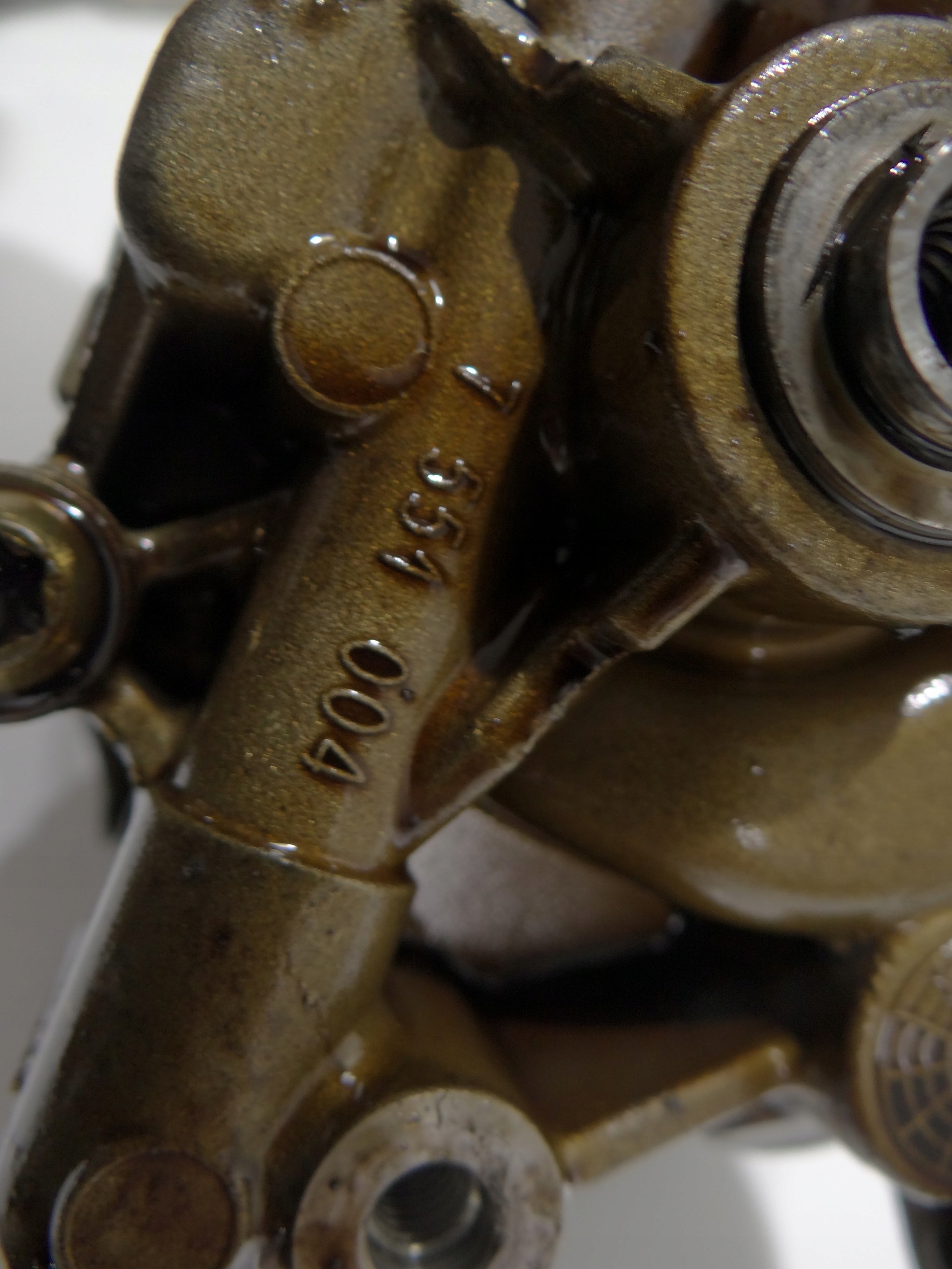 Pompa olio motore BMW E60 E61 N53 OE 7551004