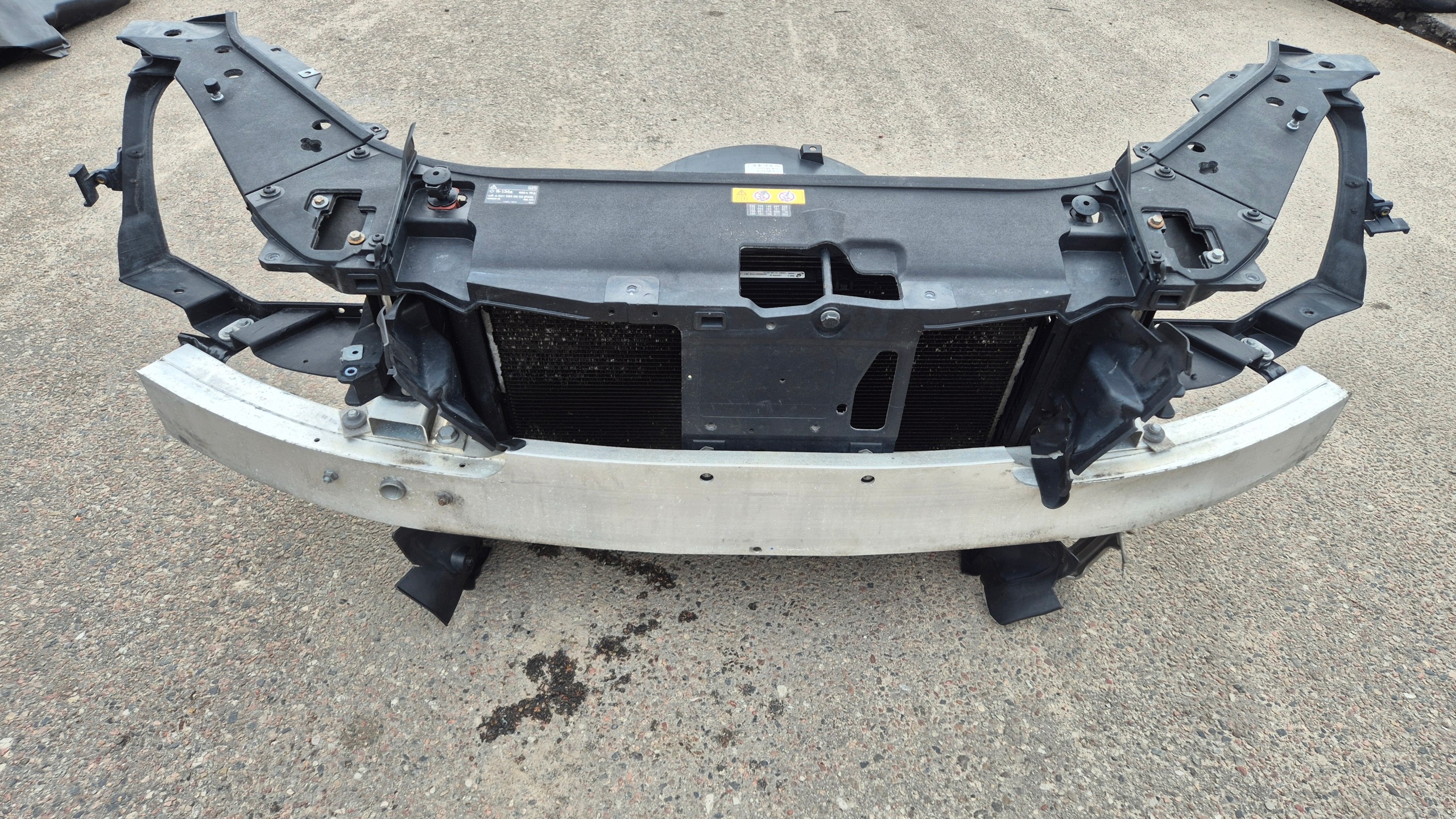 support panel for radiators pillar iron radiator fan MERCEDES W222 3.0 CDI