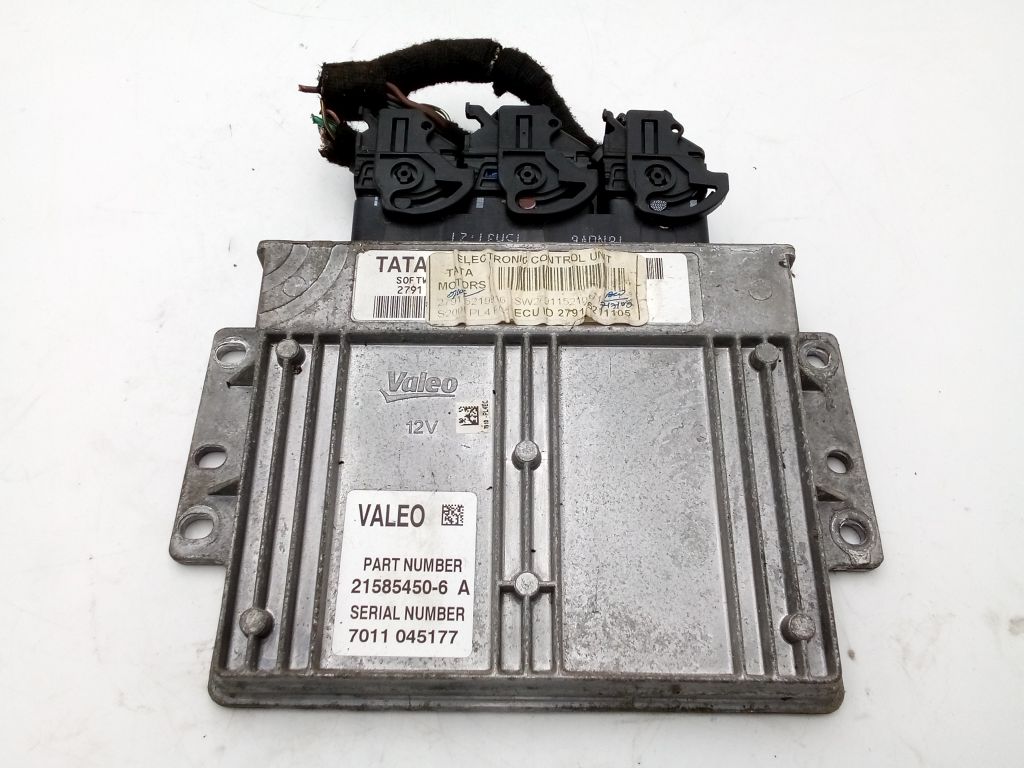 Tata Indica computer control unit of the engine 21585450-6 + wtyczki