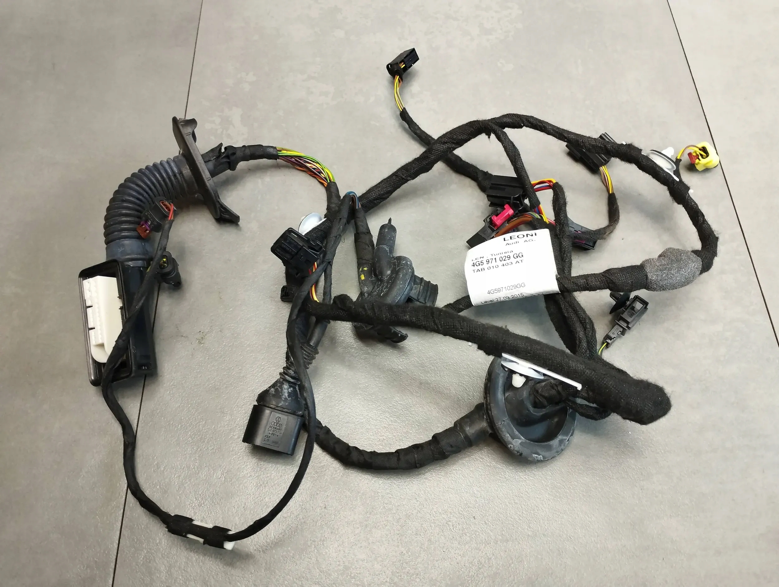 Audi A6 C7 4G bundle door left front 4G5971029GG