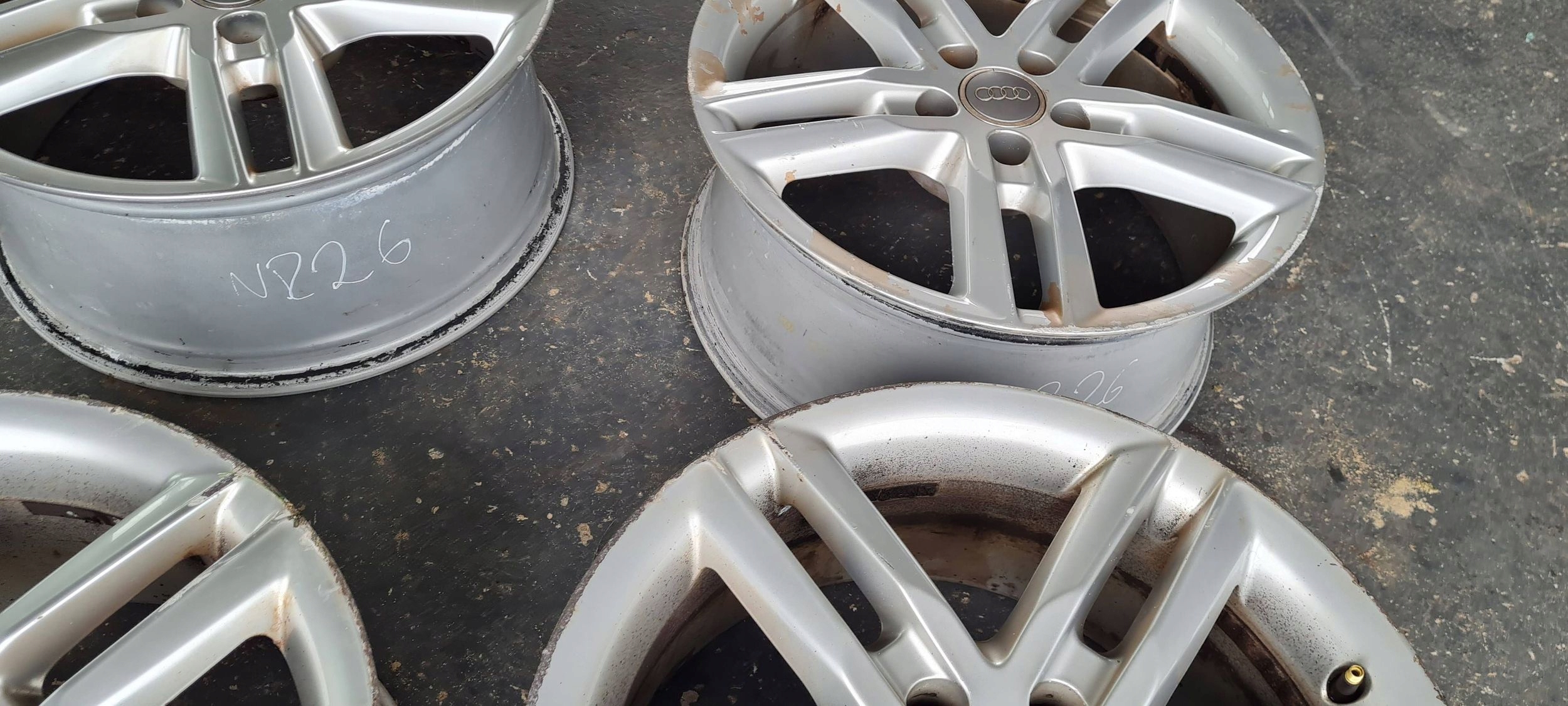 AUDI A6 C7 4G discs disc aluminium 5X112 8.0 R18 4G0601025BL