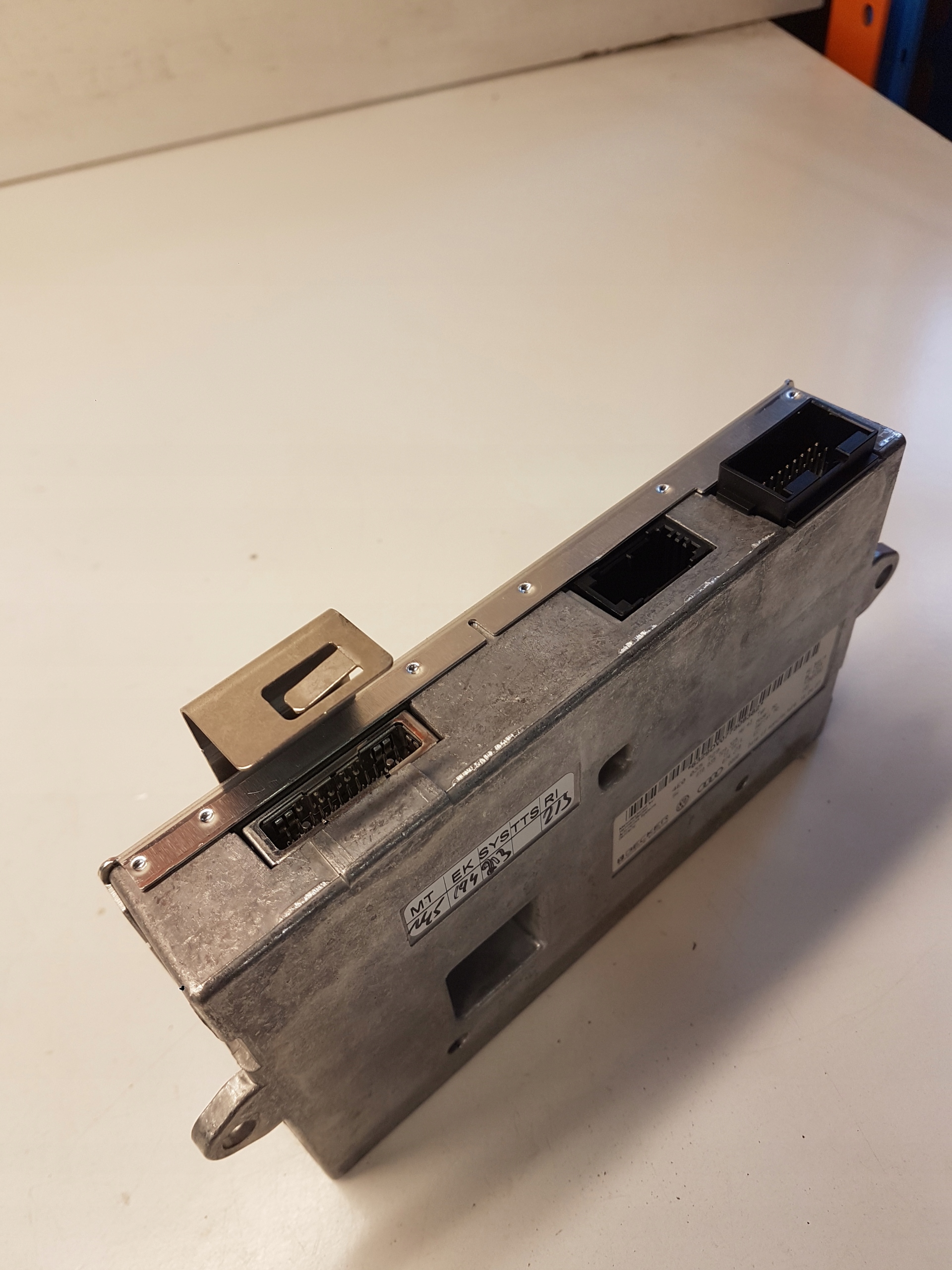 control unit module MMI AUDI A6C6 4E0035729 8T0035729
