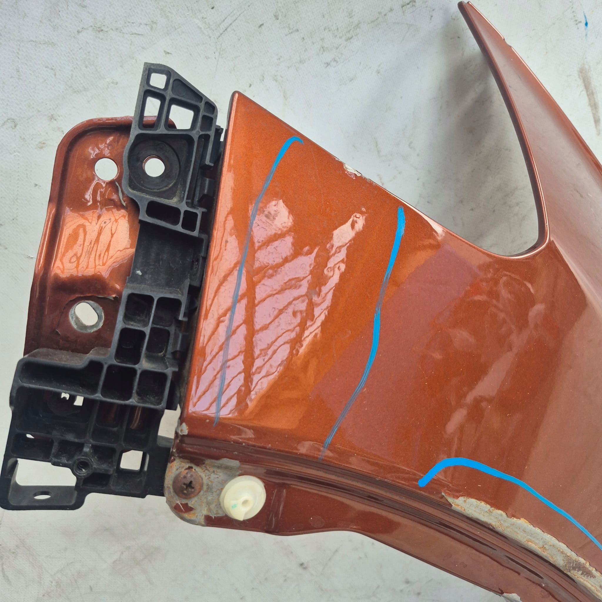 SUZUKI SX4 S-CROSS 13- fender left front front support