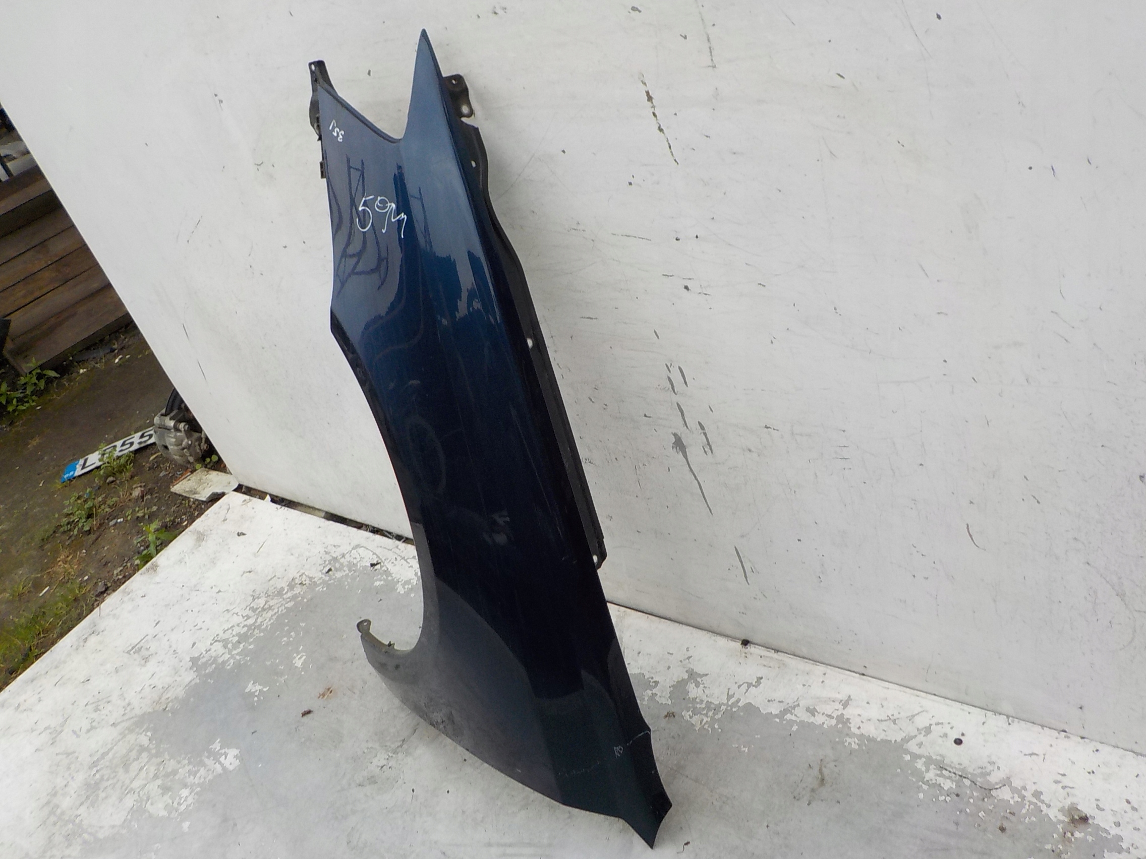 594 SUBARU LEGACY IV fender left front front