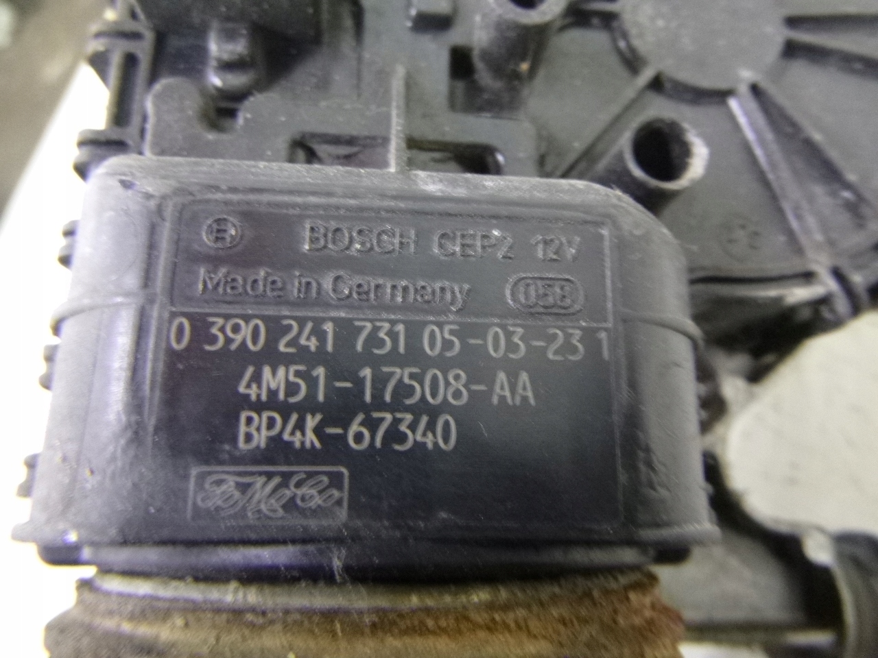 wiper mechanism front Ford Focus II 05r.