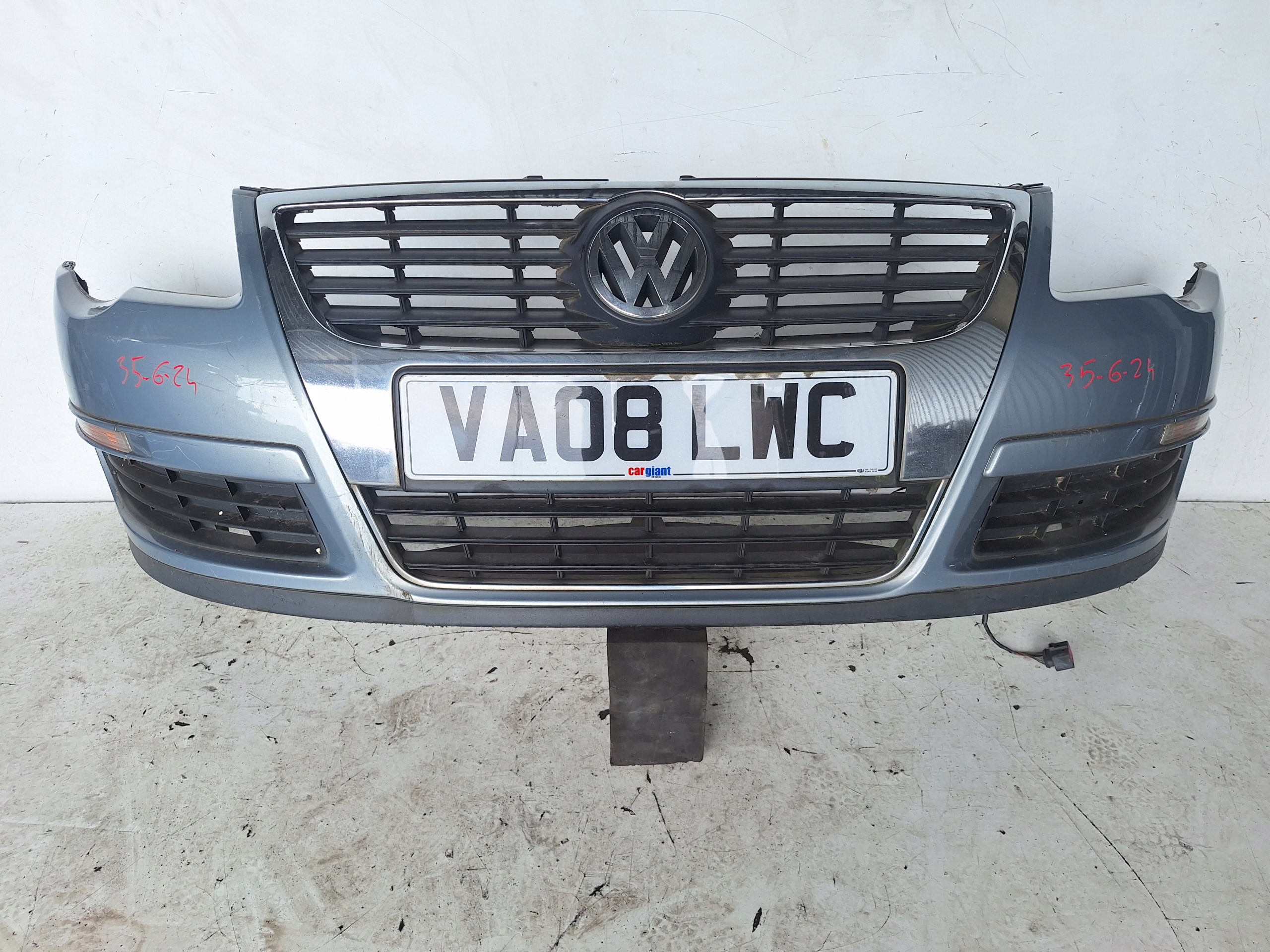 VOLKSWAGEN PASSAT B6 05-10 nárazník
