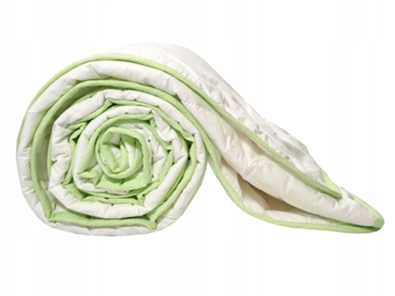 Kołderka ultralekka bambusowa 100x135 + poduszka Bohater brak