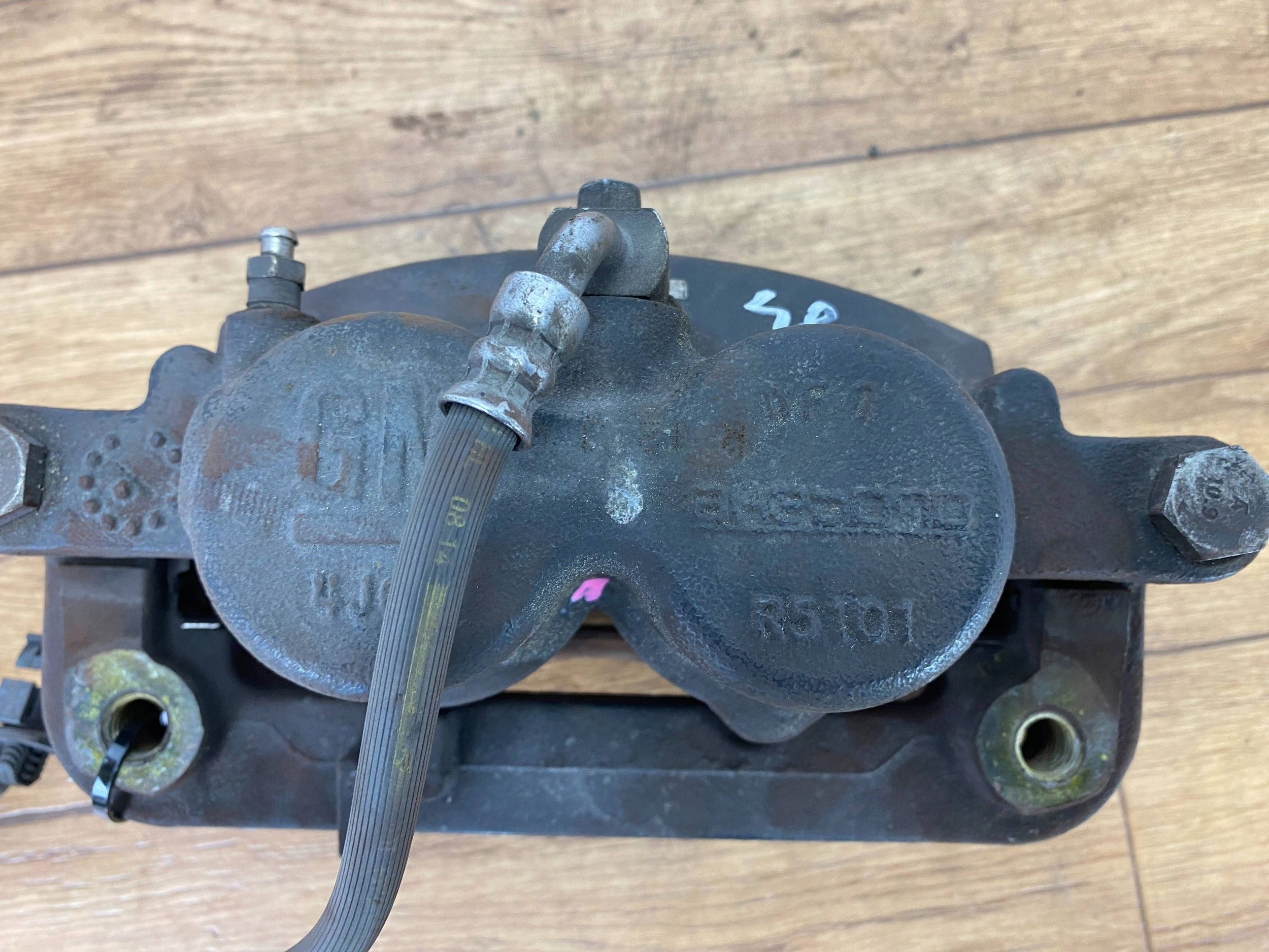 caliper brake front right Cadillac Escalade IV 2015+