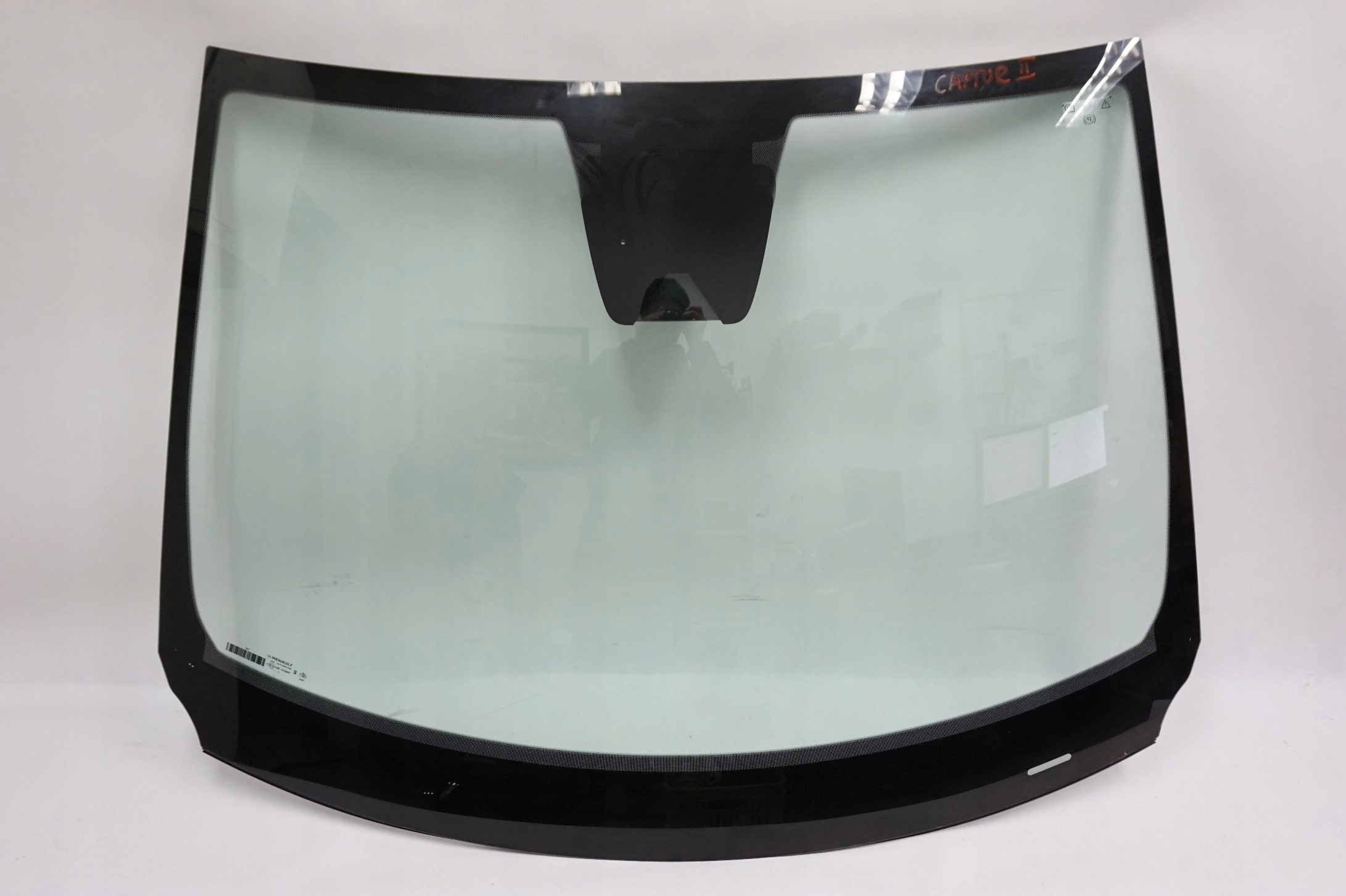 ЛОБОВОЕ СТЕКЛО RENAULT CAPTUR II 2022 ГОДА