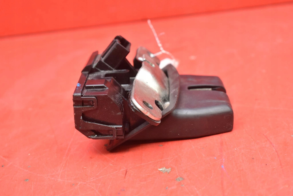 lock bonnet rear part boot 8A61-A442A66-AE FORD B-MAX 12-18