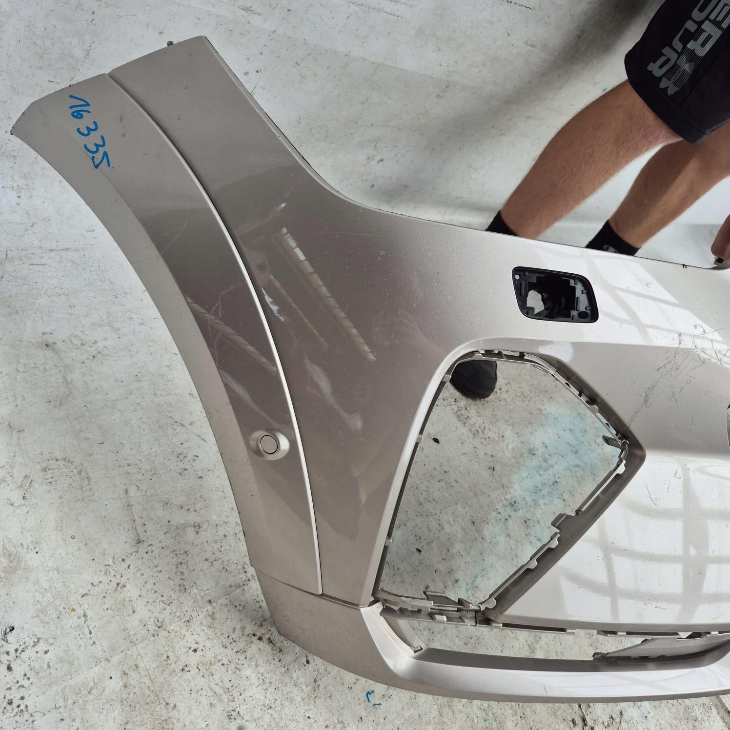 VOLVO XC60 II 2 R-design LIFT 21-> bumper front front washer 6XPDC