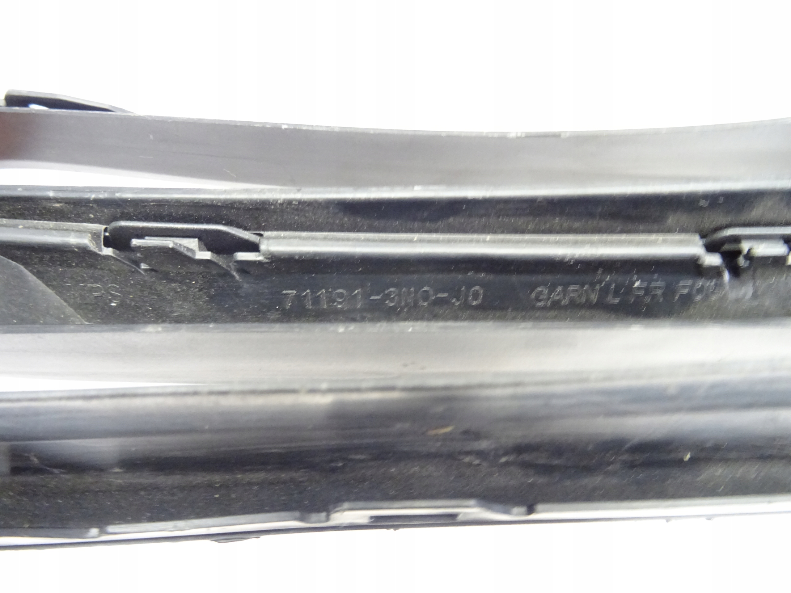 HONDA HRV HR-V 3 III left grid of a bumper front front