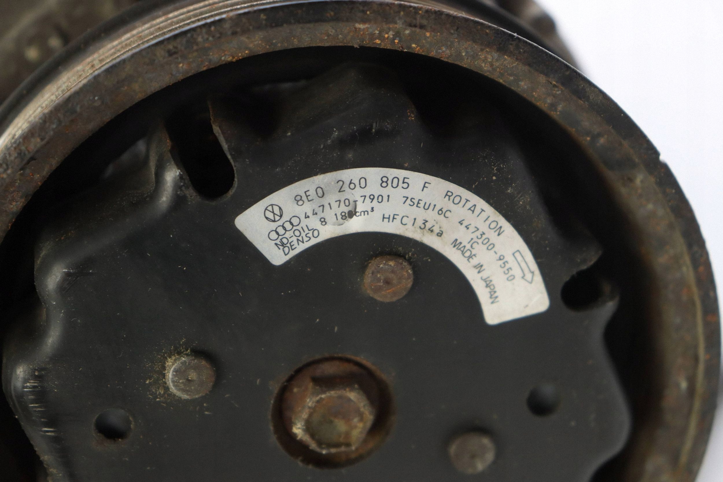 AUDI A4 B6 compressor compressor; of the air conditioning 447220-8391 8E0260805F