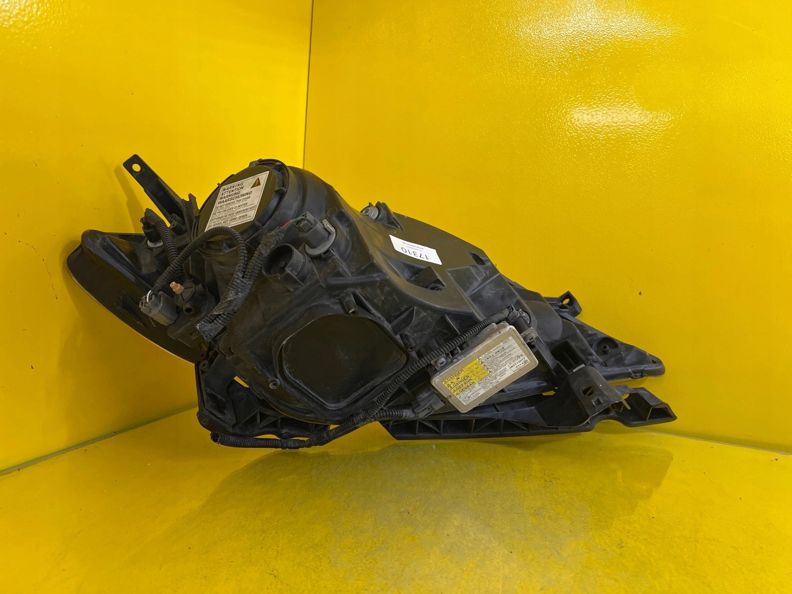 LIGHT LEFT FRONT HONDA 09-12 FRV FR-V XENON 18810