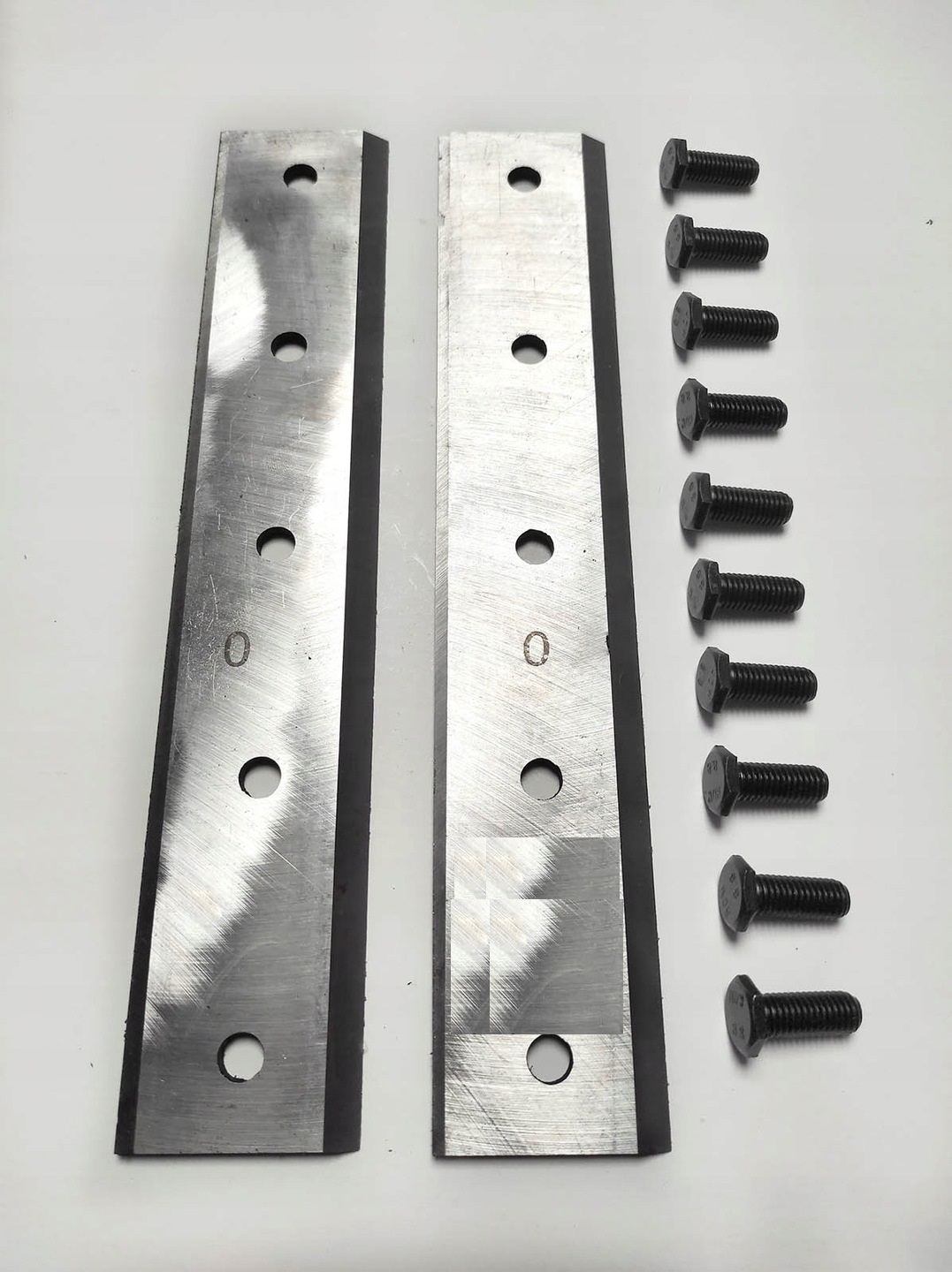 Rezná čepeľ komplet skrutky komplet Cedrus drvič štiepkovač RB04 RB03 originálny