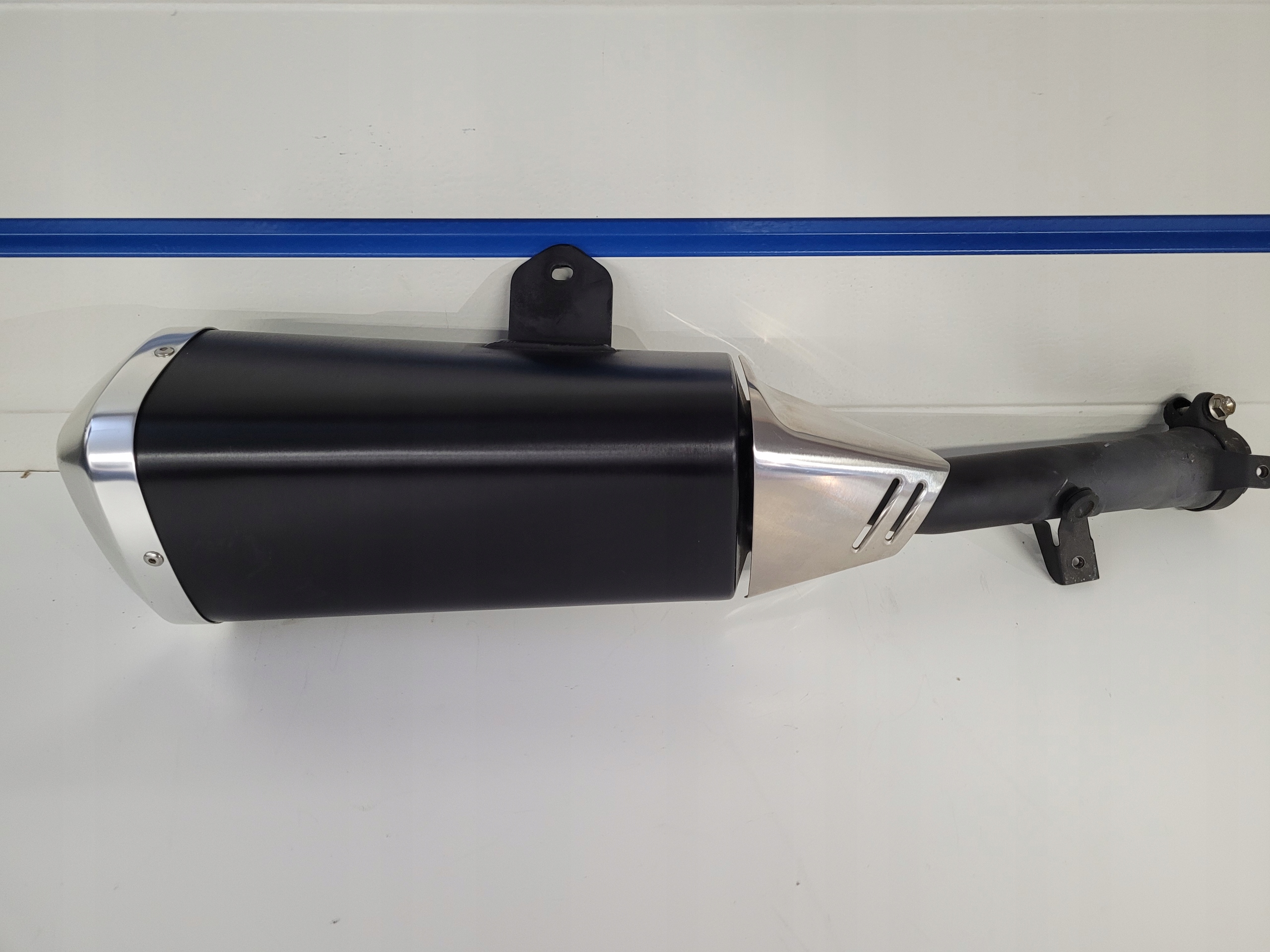 Suzuki GSXR 1000 K7 K8 wydech tłumik prawy